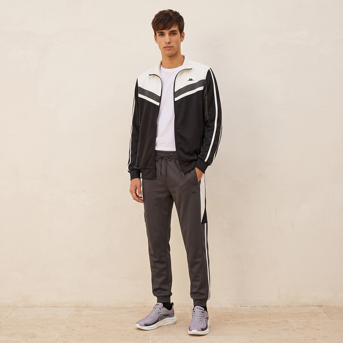 Kappa Jacket with Colourblock Panel-men-clothing-jacketsandblazers-jackets-image-2