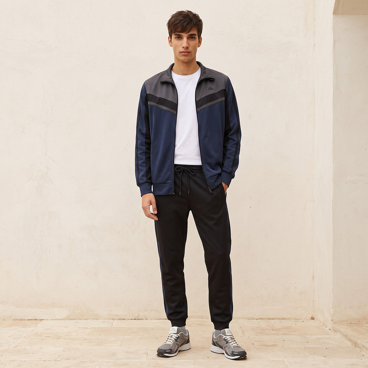 Kappa Jacket with Colourblock Panel-men-clothing-jacketsandblazers-jackets-image-2
