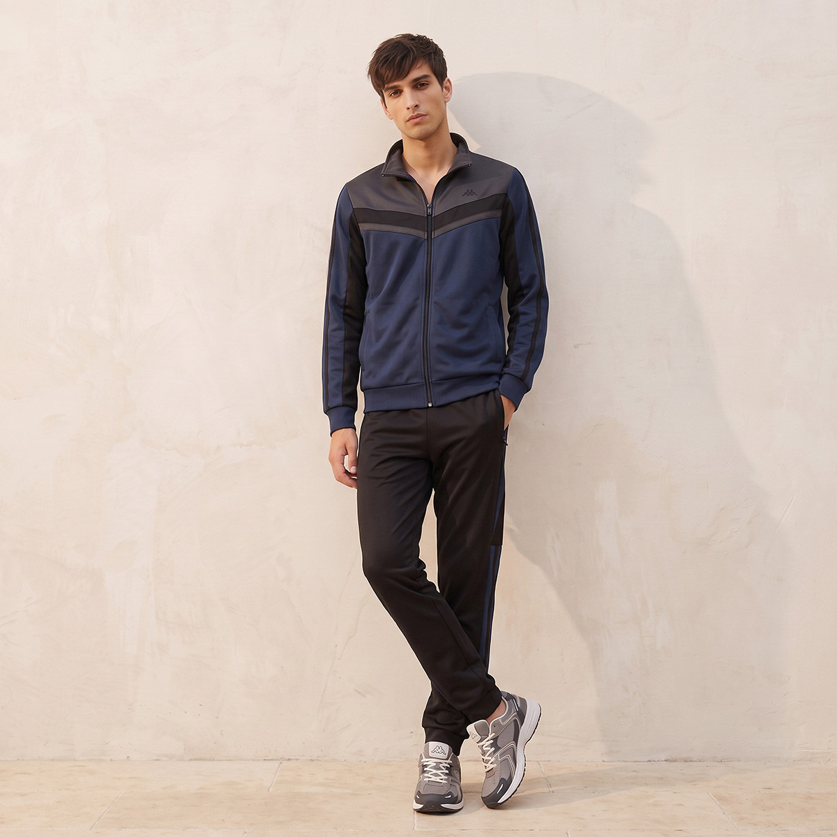 Kappa Joggers with Colourblock Panel-men-clothing-sportswearandactivewear-bottoms-joggers-image-2