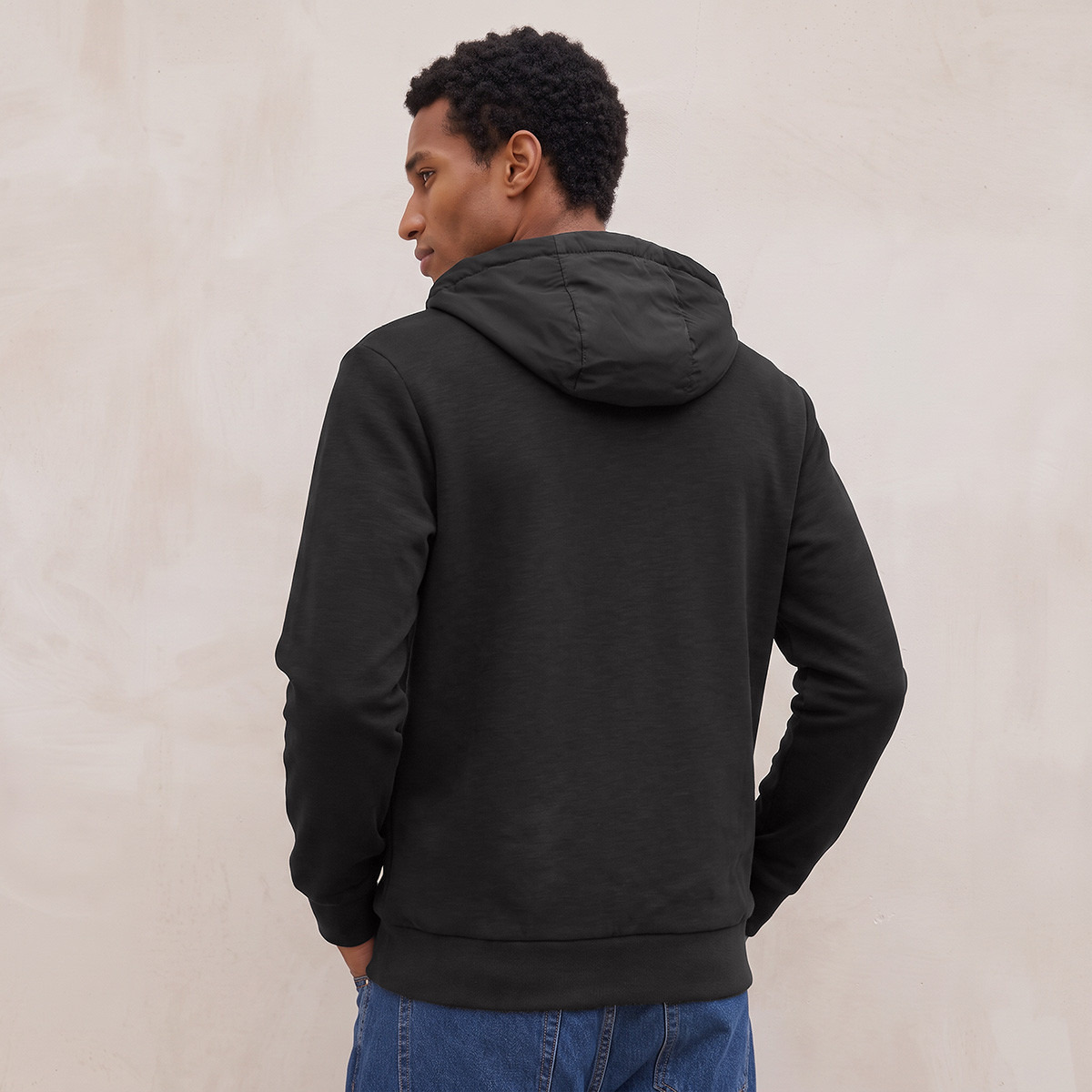 هودي بسحاب كامل ومرونة ثنائية الاتجاه من لاف بانجولين-men-winterwear-hoodiesandsweatshirts-image-3
