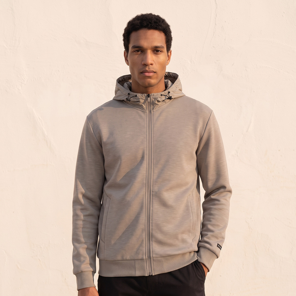 هودي بسحاب كامل ومرونة ثنائية الاتجاه من لاف بانجولين-men-winterwear-hoodiesandsweatshirts-image-5