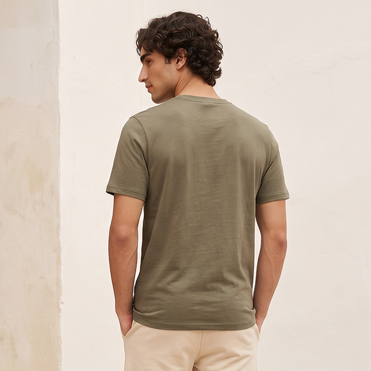 تيشيرت قابل للتمدد في اتجاهين من كابا-men-clothing-sportswearandactivewear-tshirtsandpolos-image-3