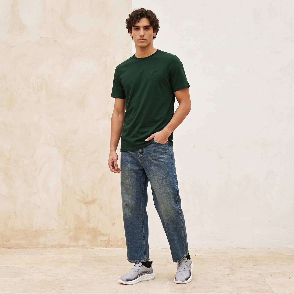 تيشيرت قابل للتمدد في اتجاهين من كابا-men-clothing-sportswearandactivewear-tshirtsandpolos-image-2