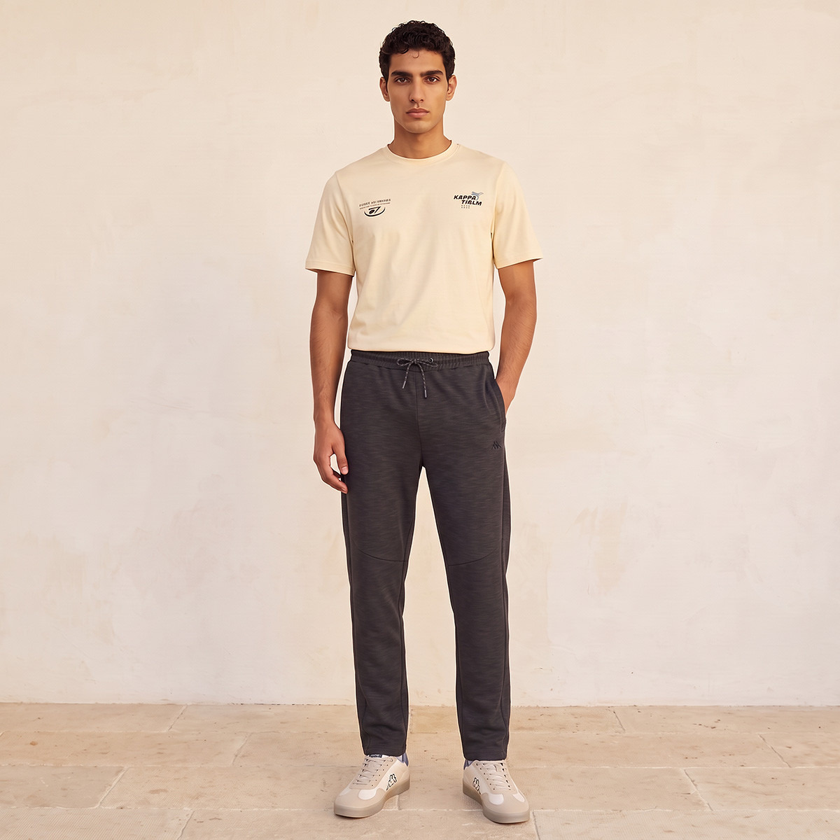 بنطلون بقصة مستقيمة وخصر مرن من كابا-men-clothing-bottoms-joggers-image-2