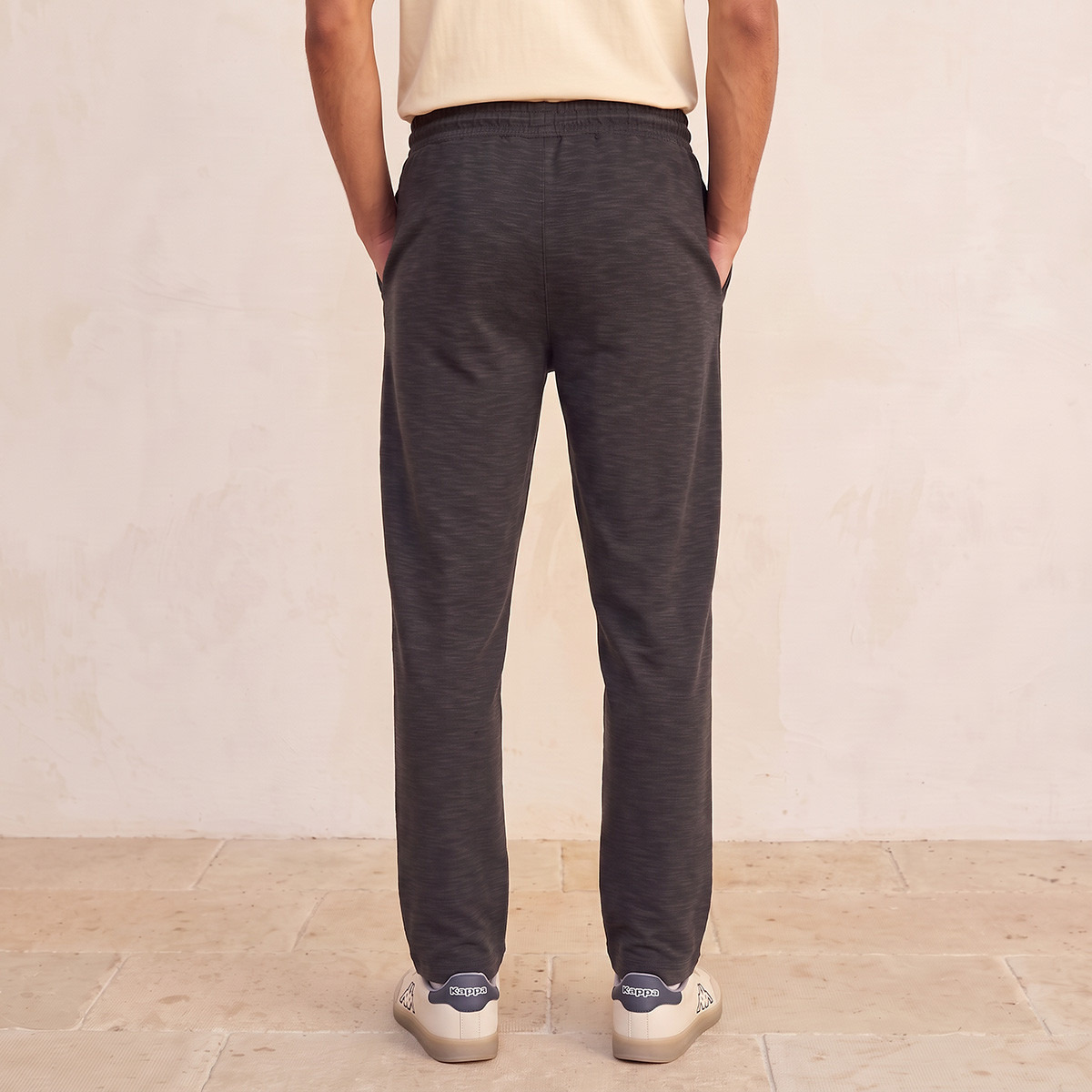 بنطلون بقصة مستقيمة وخصر مرن من كابا-men-clothing-bottoms-joggers-image-3