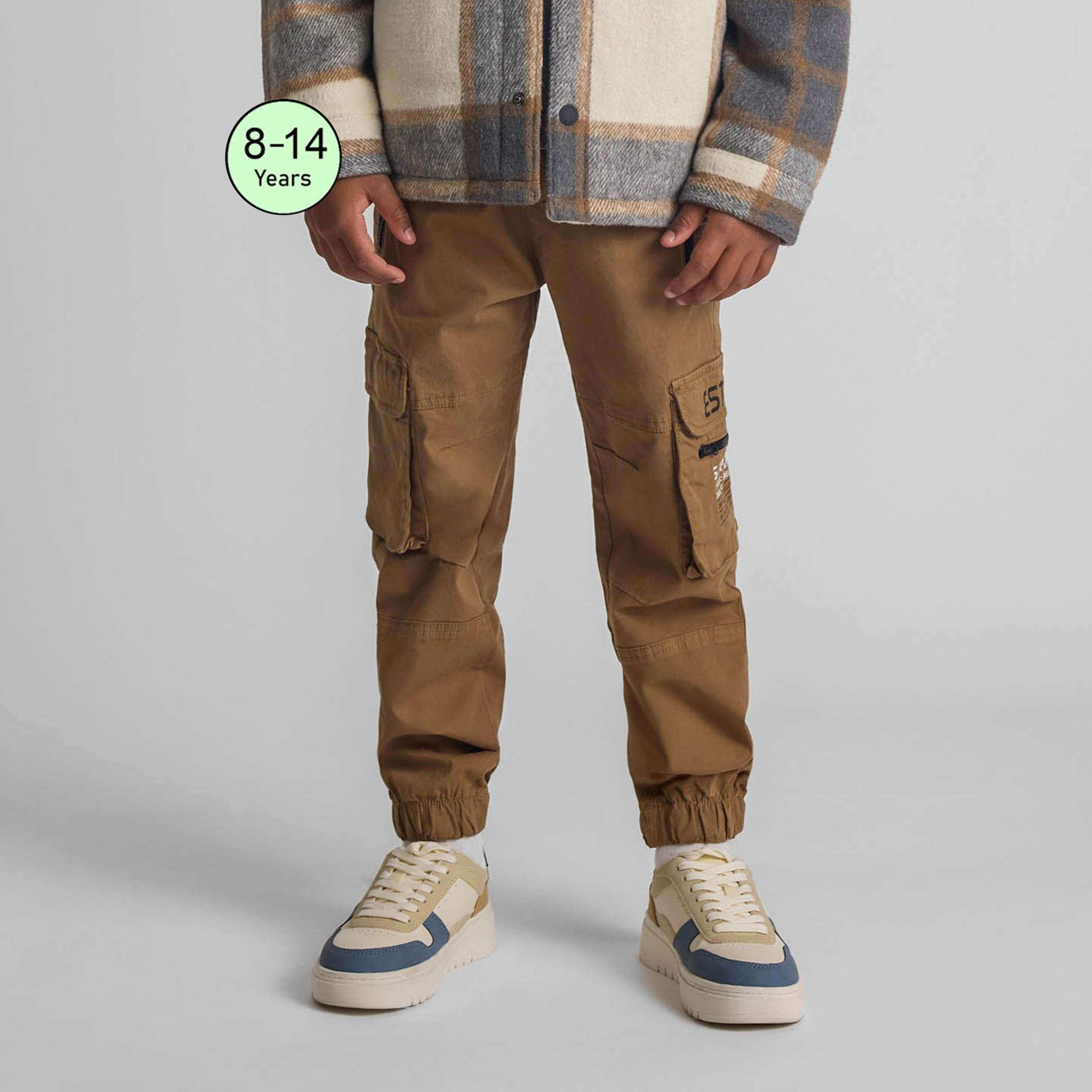 بنطلون كارجو من مزيج القطن المنقوش بخصر مطاطي ورباط من مينوتي-boys-clothing-bottoms-trousers-image-1