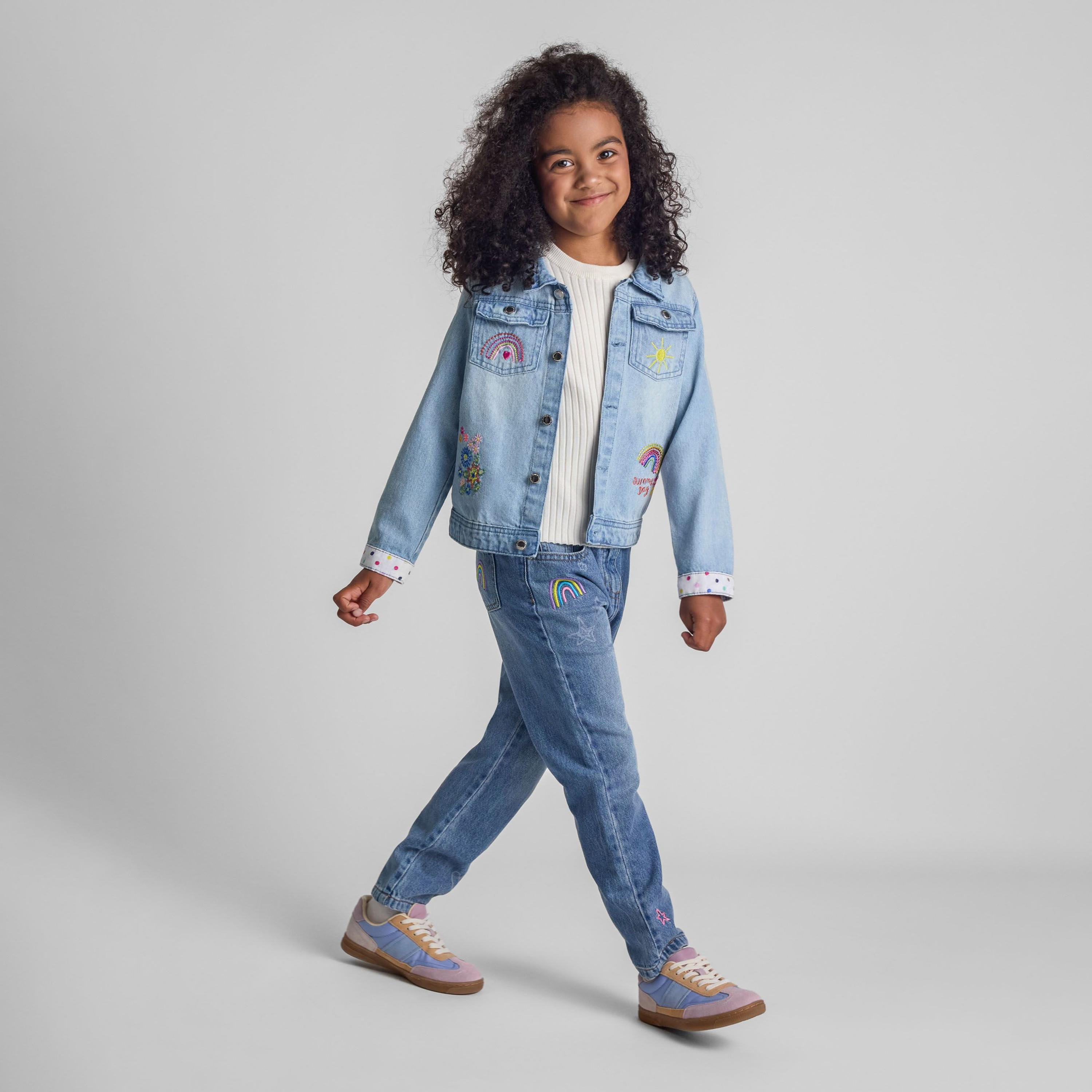 بنطلون جينز من القطن بخصر مطاطي ومنقوش من مينوتي من مينوتي-girls-clothing-bottoms-jeansandjeggings-image-2