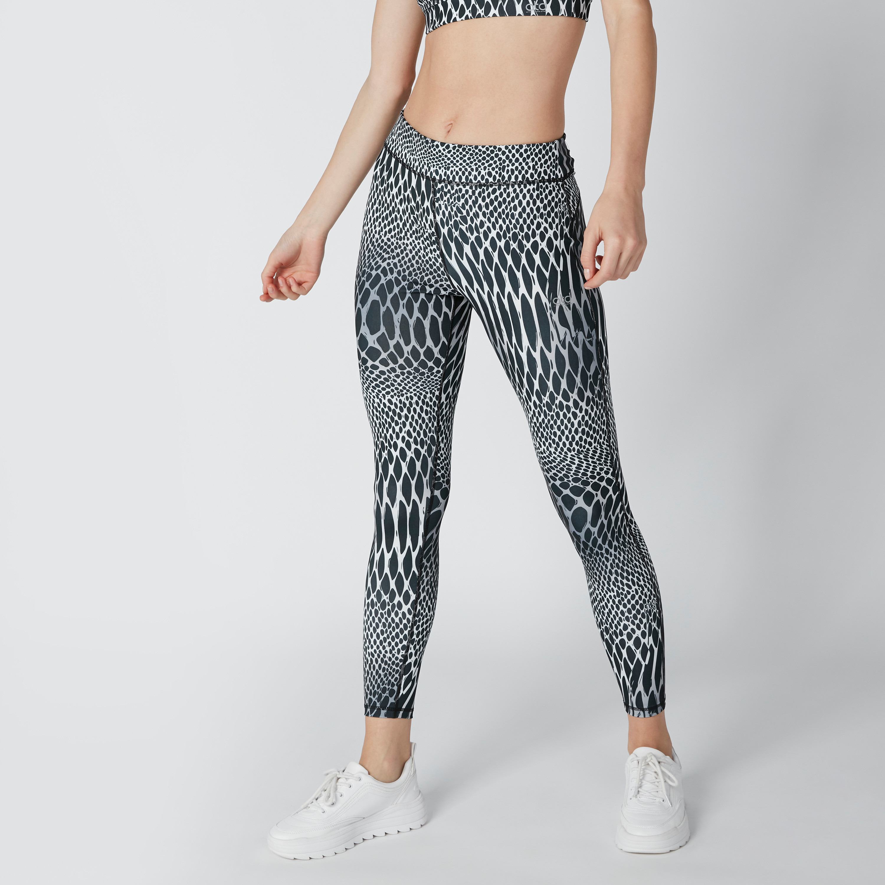 بنطال ليقنز طويل بطبعات-women-clothing-sportswearandactivewear-bottoms-image-1