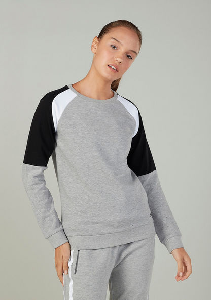 Sustainable Colour Block Round Neck Sweatshirt with Raglan Sleeves