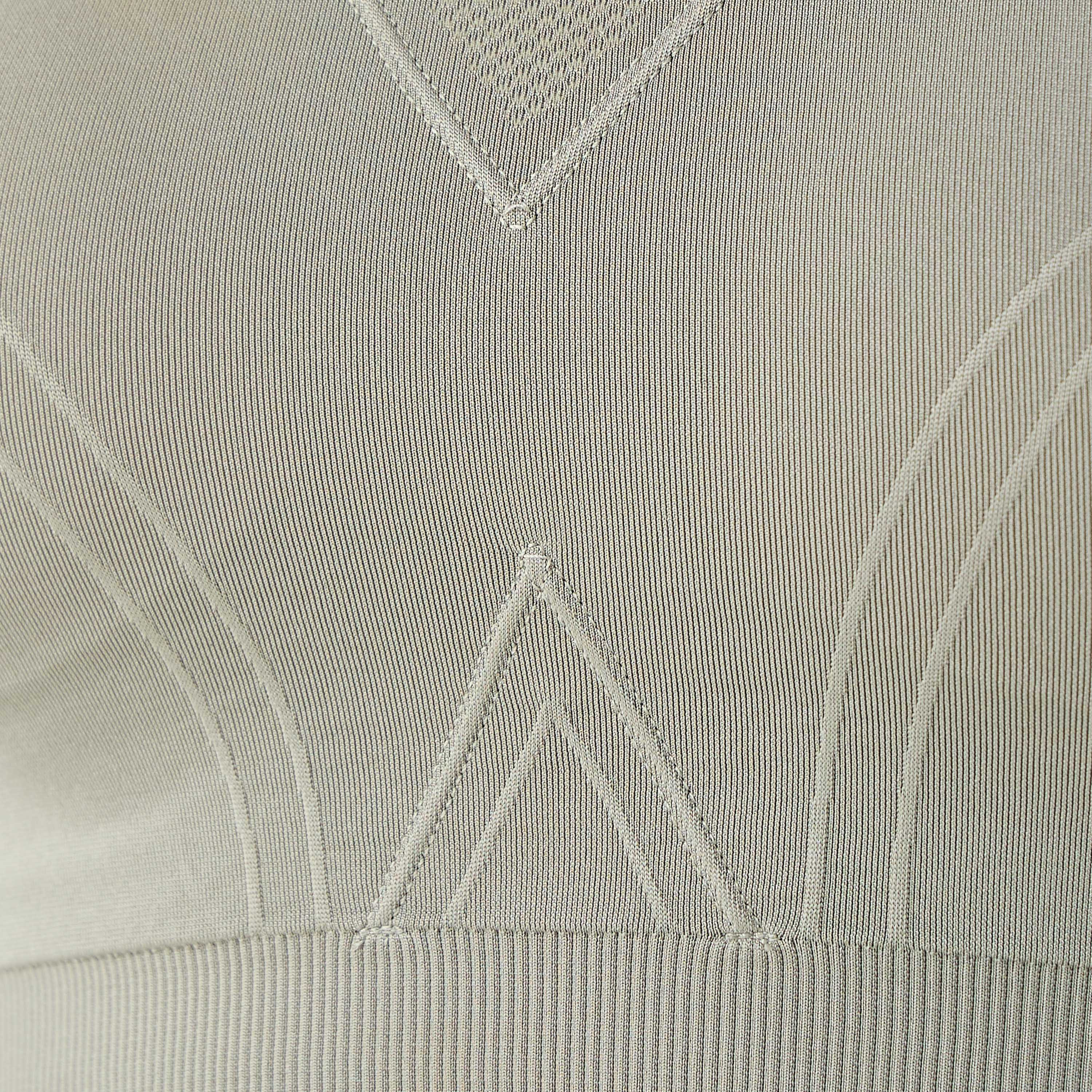 Buy Textured Sports Bra with Racerback Online | Centrepoint UAE
