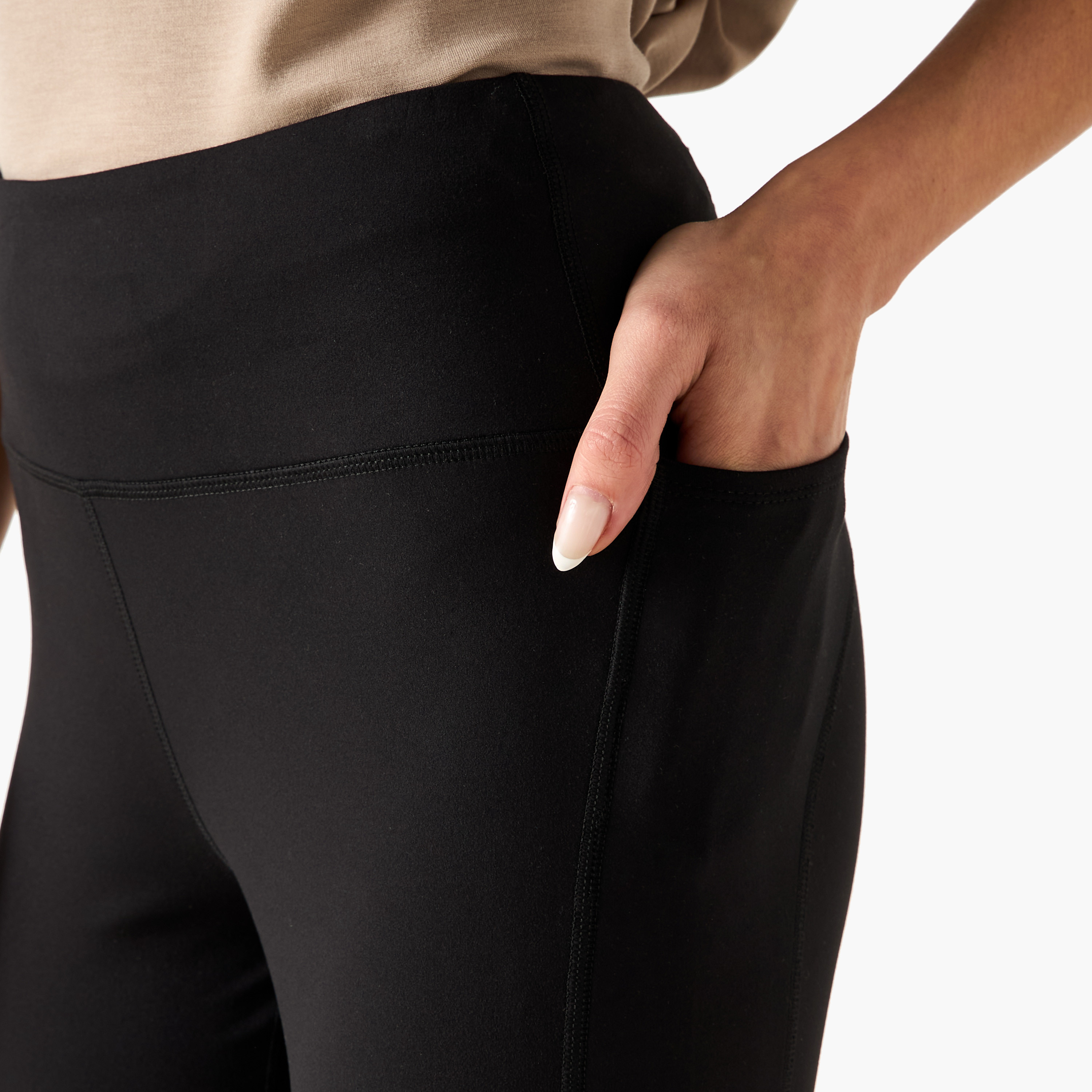 ليقنز رياضي بقصة ضيقة-women-clothing-sportswearandactivewear-bottoms-leggings-image-14