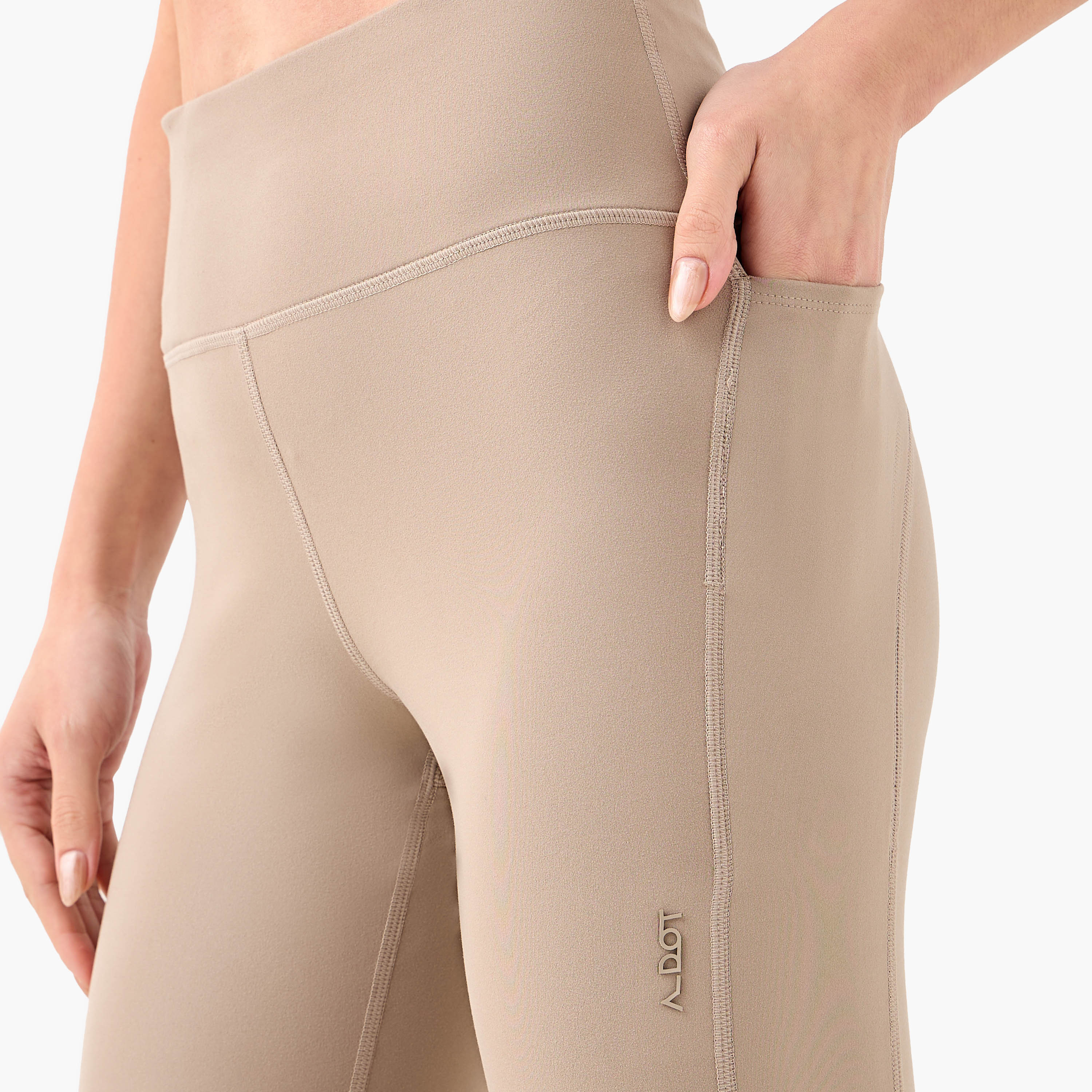 Skinny Fit Performance Leggings-sports-women-clothing-activewearleggings-image-4