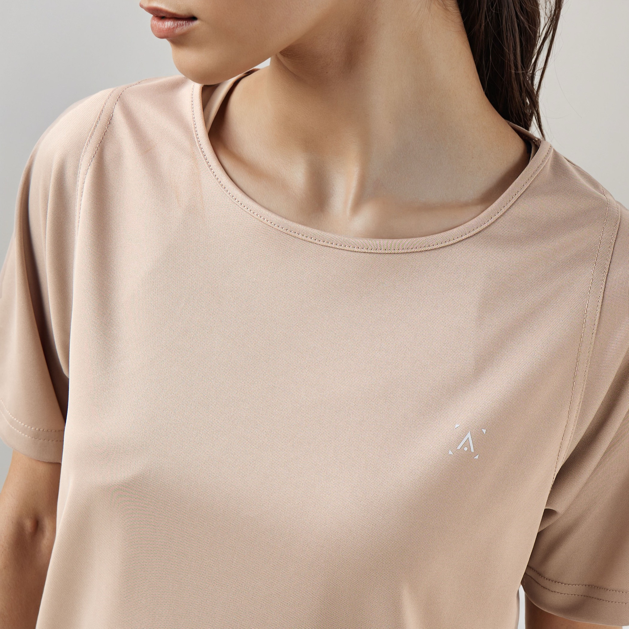 Regular Fit Crew Neck T-shirt with Short Sleeves-women-clothing-tshirts-image-4
