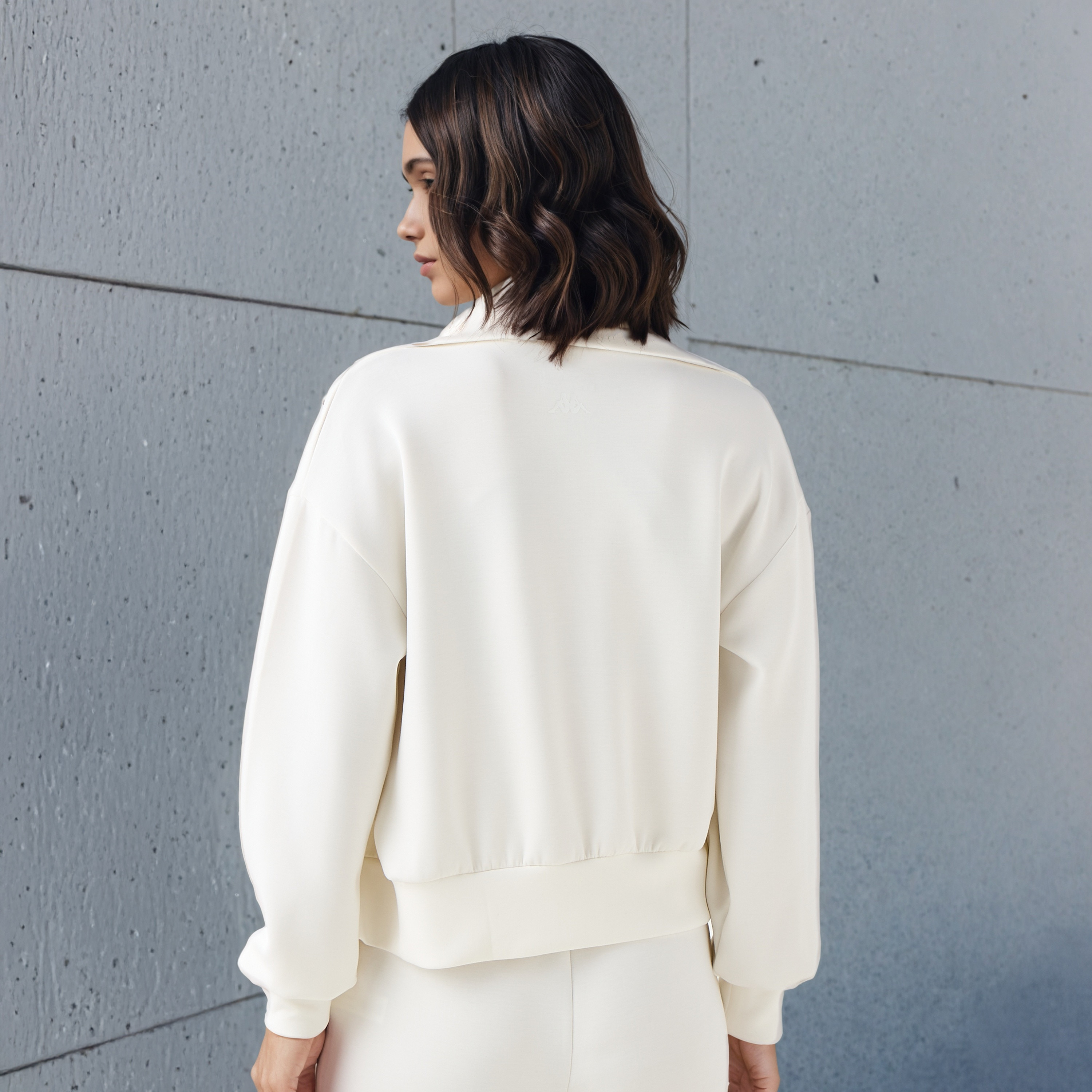 جاكيت بسحاب إغلاق وخيوط بارزة من كابا-sports-women-clothing-coatsandjackets-jackets-image-8