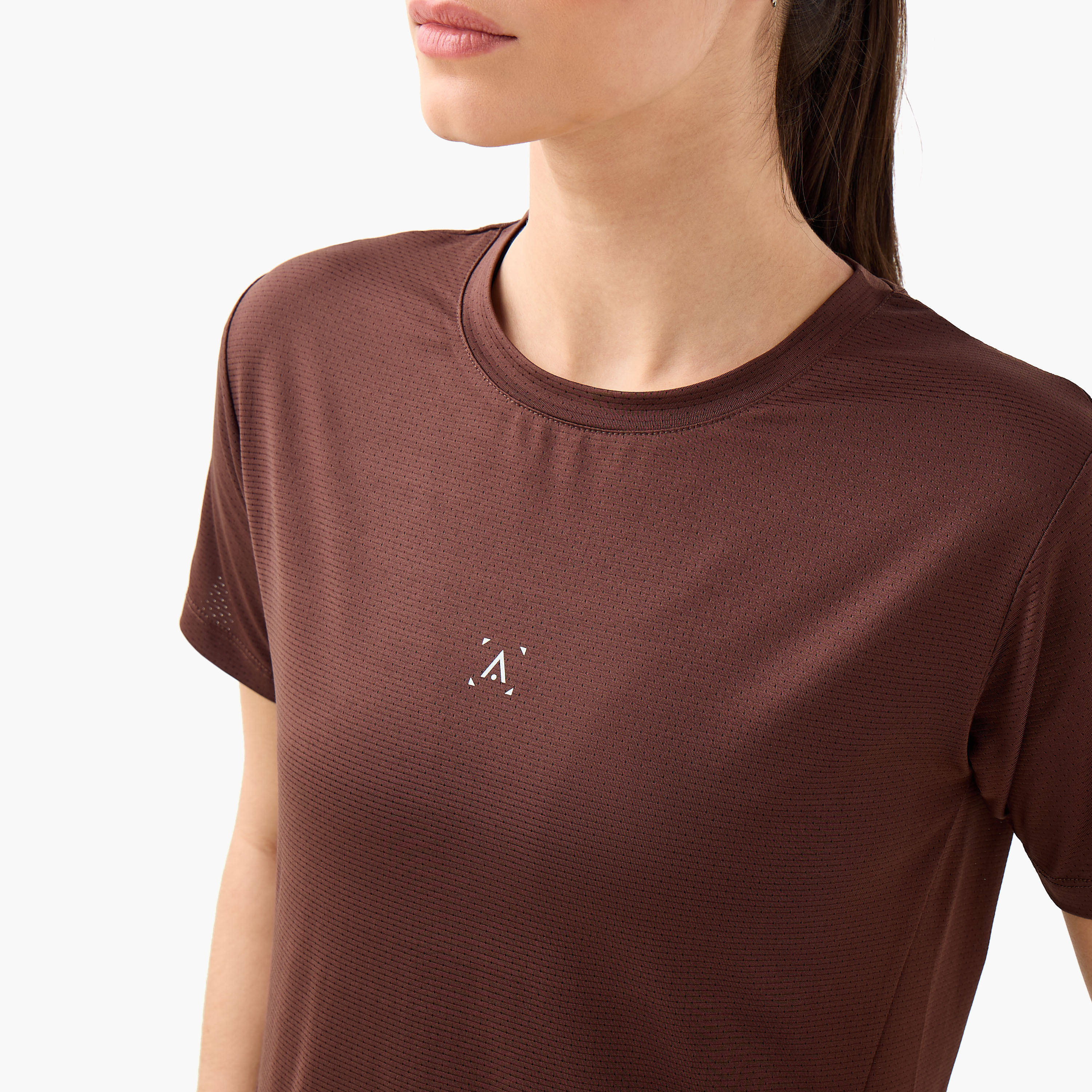 تيشيرت رياضي بارز الملمس-women-clothing-tshirts-image-5