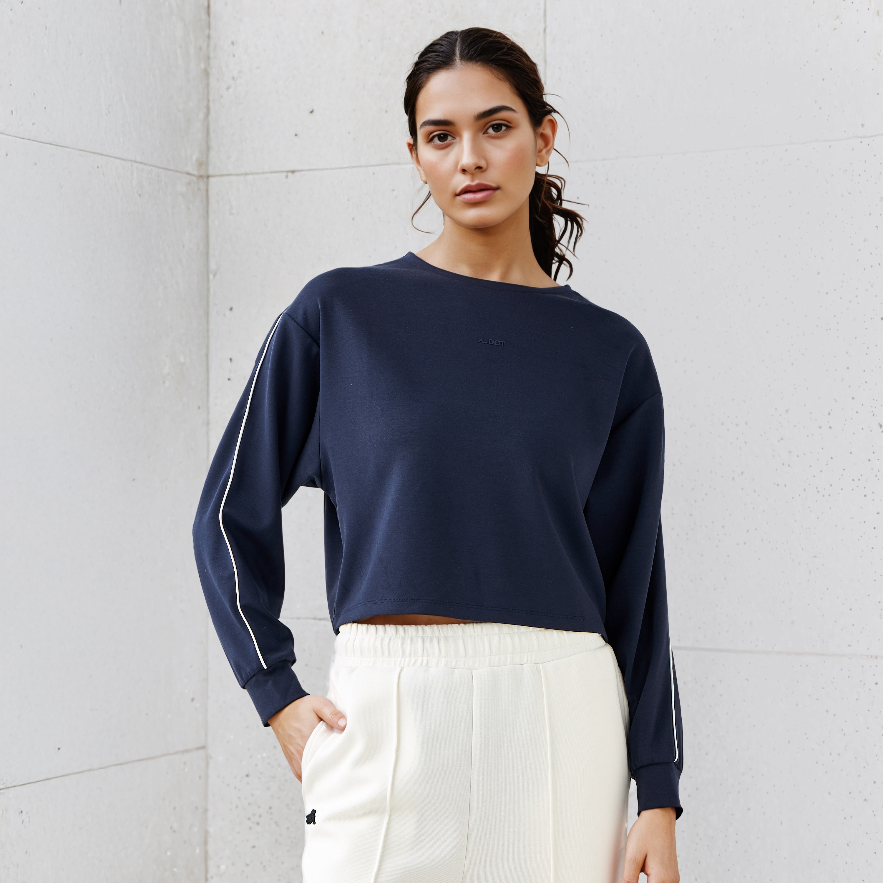 Piping Detail T-shirt with Long Sleeves-sports-women-clothing-tshirtsandvests-image-1
