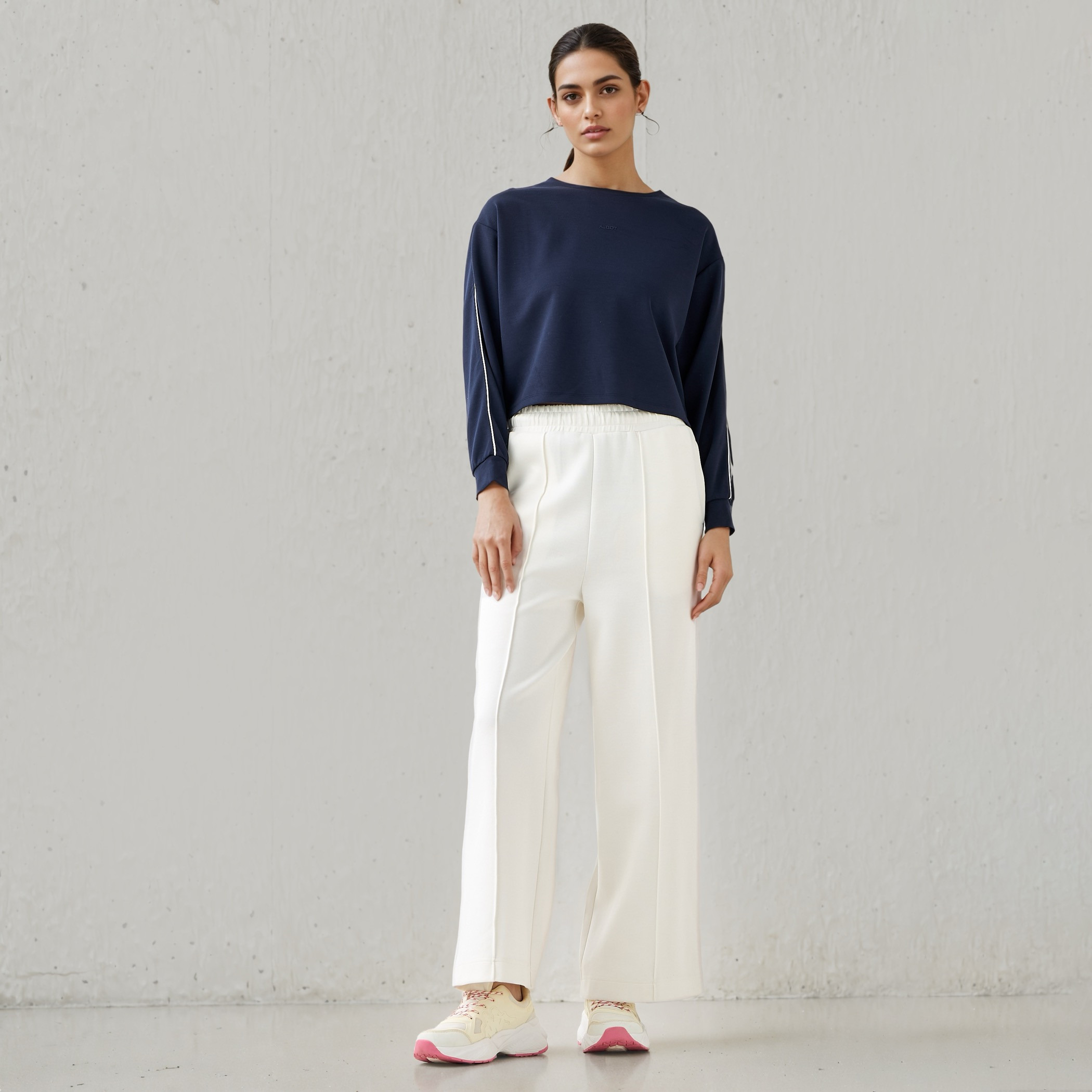 Piping Detail T-shirt with Long Sleeves-sports-women-clothing-tshirtsandvests-image-2