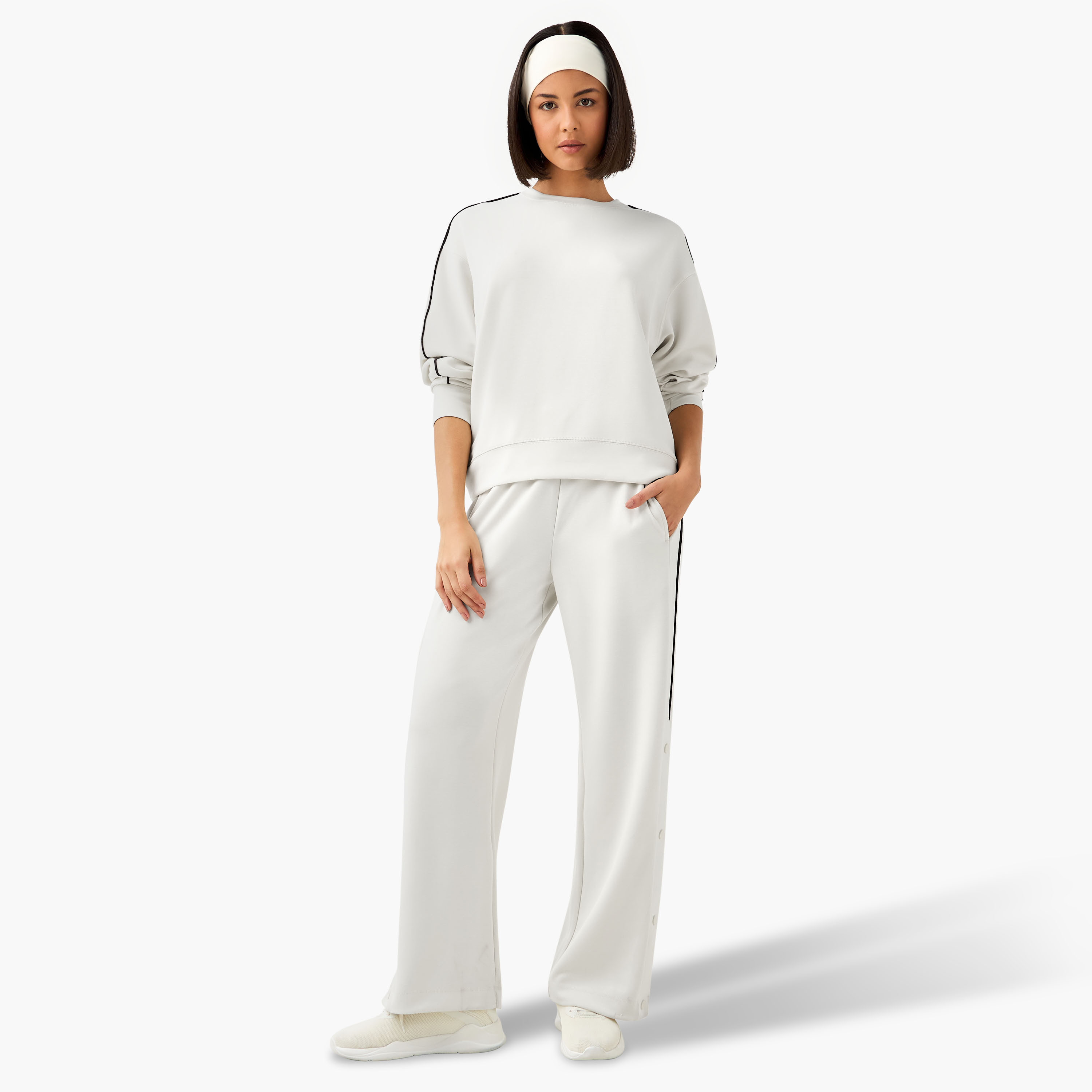 Women Contrast Piping Sweatshirt-women-clothing-coordsets-image-2