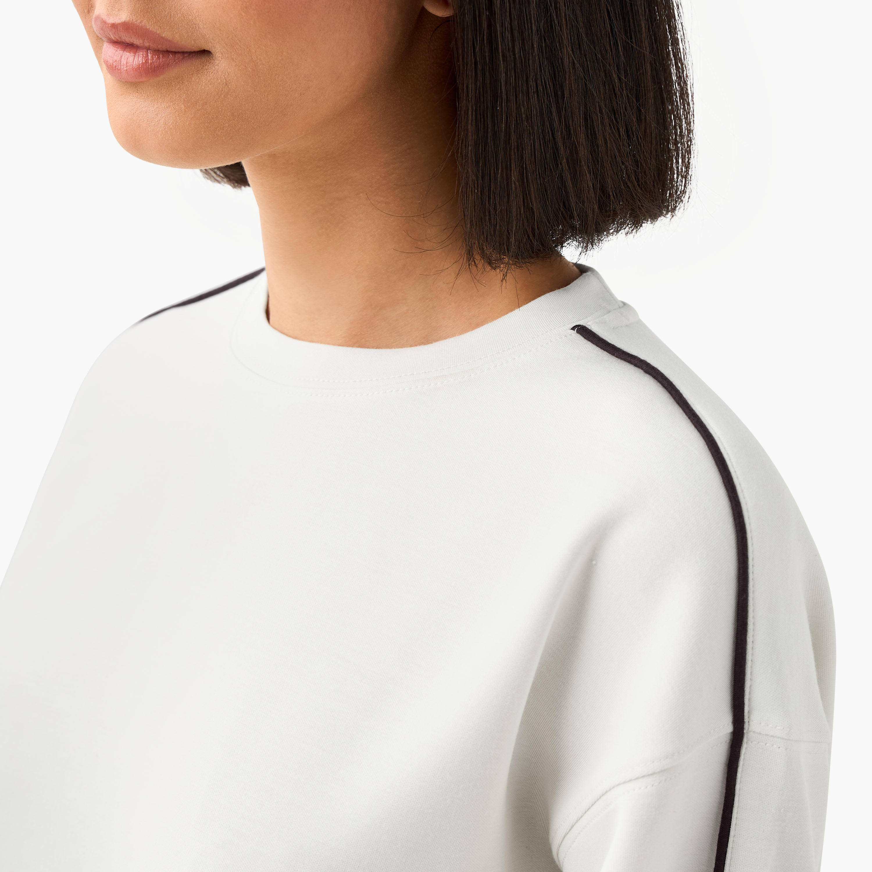 Women Contrast Piping Sweatshirt-women-clothing-coordsets-image-5