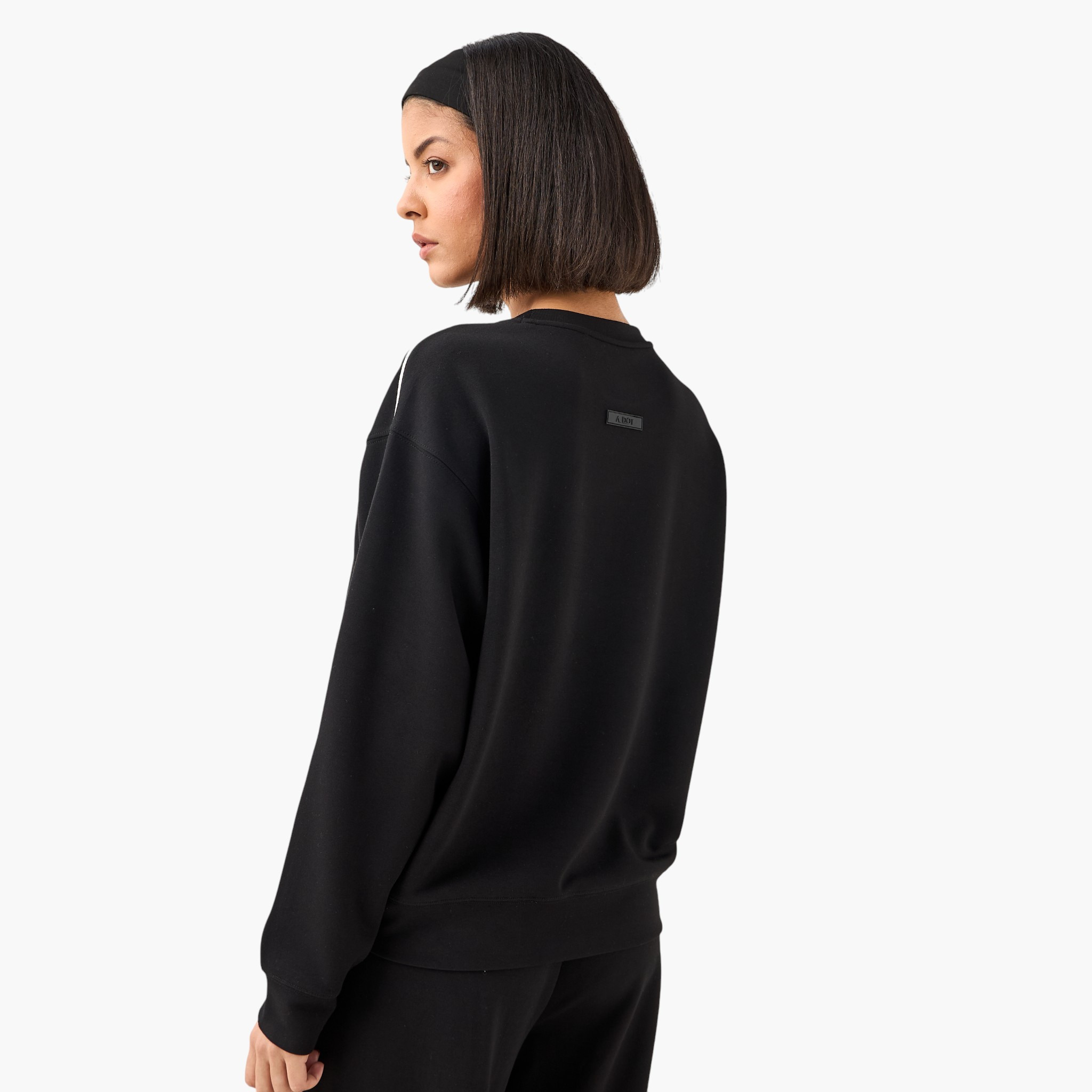 سويت شيرت بتفاصيل خطوط متباينة للنساء-women-clothing-coordsets-image-4