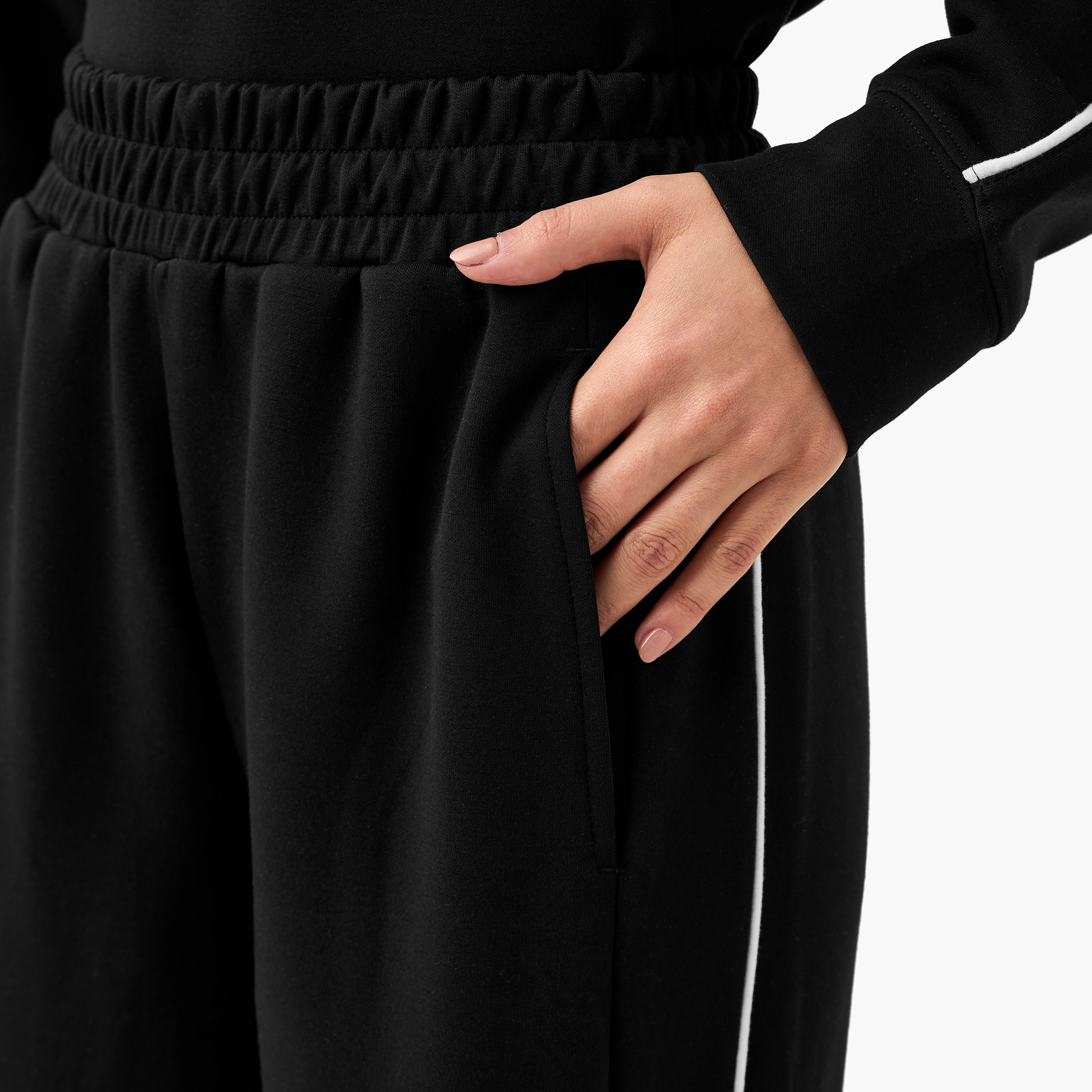 Women Regular Fit Joggers with Button Detail-women-clothing-sportswearandactivewear-bottoms-joggersandtrackpants-image-5