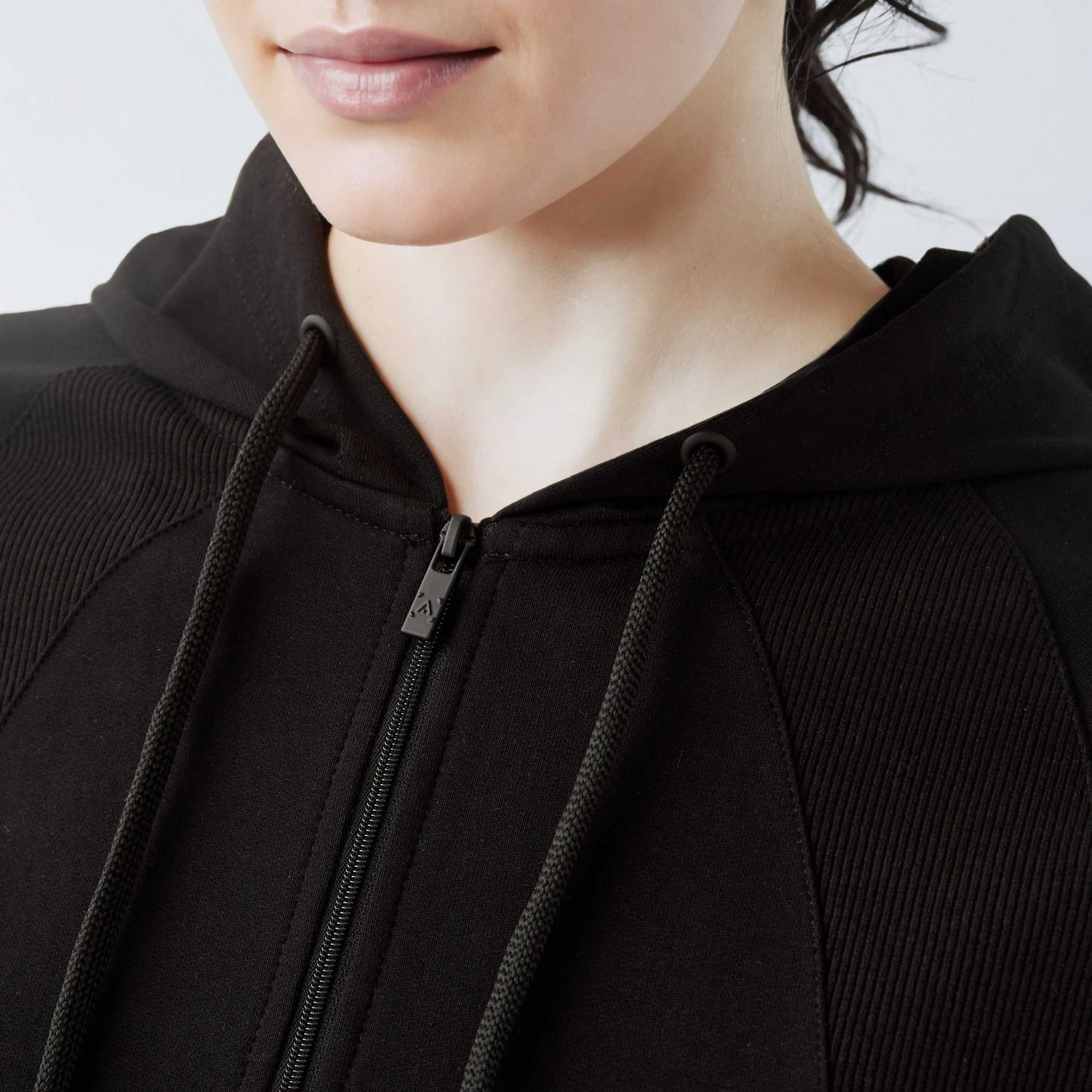 جاكيت بقبعة للنساء-women-clothing-sportswearandactivewear-coatsandjackets-jackets-image-1