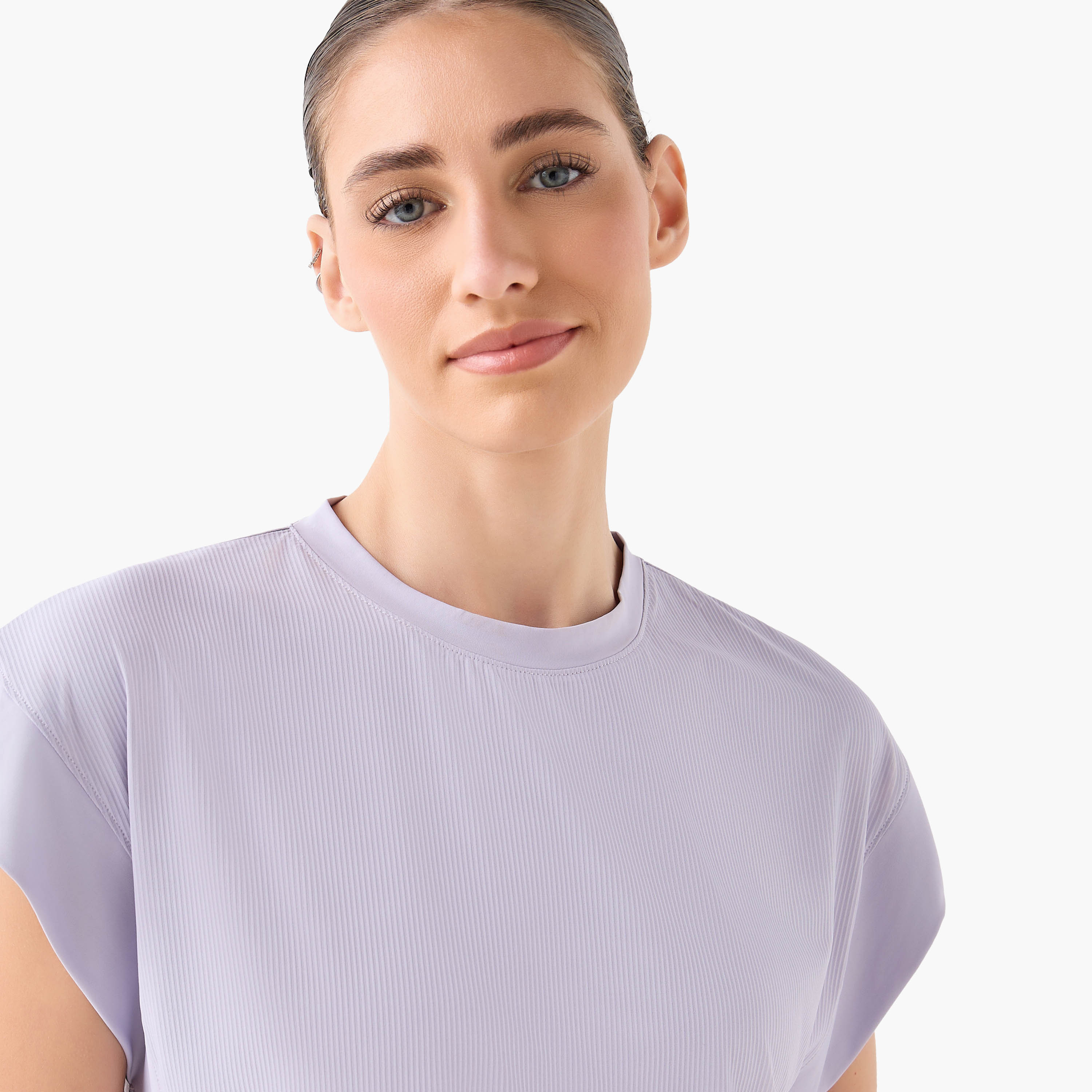 تيشيرت مضلع قابل للتمدد في اتجاهين بقصة مربعة للنساء-women-clothing-tshirts-image-2