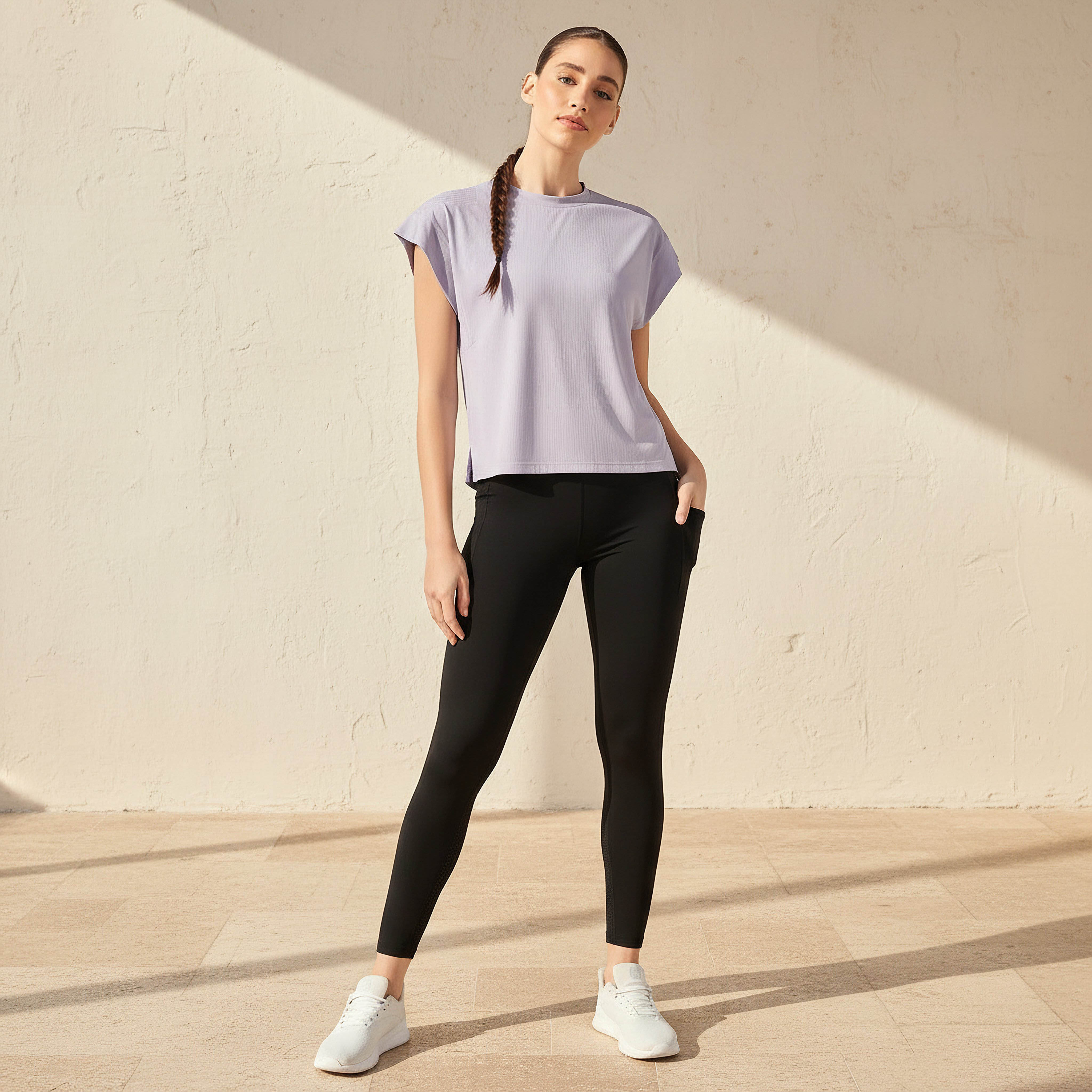 تيشيرت مضلع قابل للتمدد في اتجاهين بقصة مربعة للنساء-women-clothing-tshirts-image-7