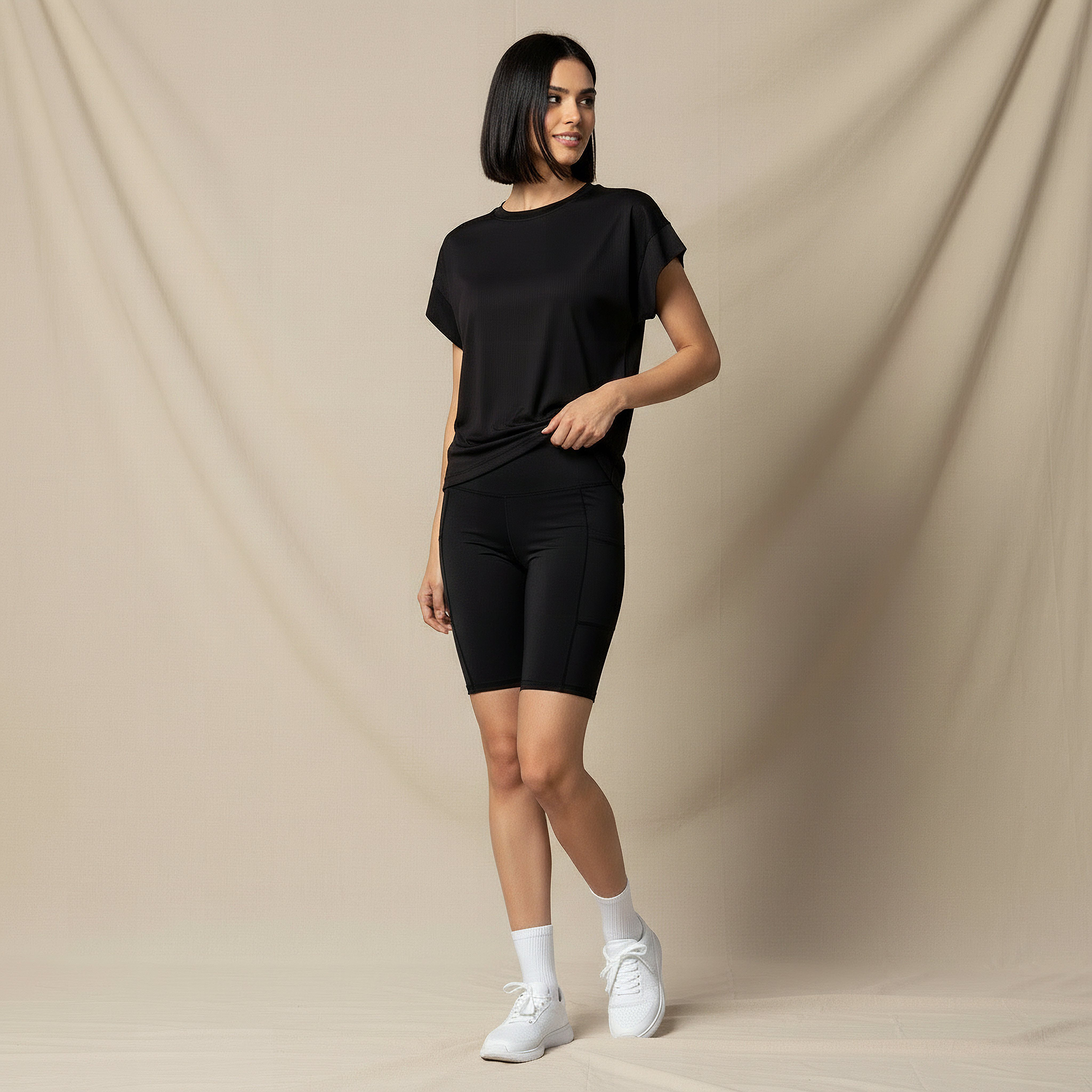 تيشيرت مضلع قابل للتمدد في اتجاهين بقصة مربعة للنساء-women-clothing-tshirts-image-2