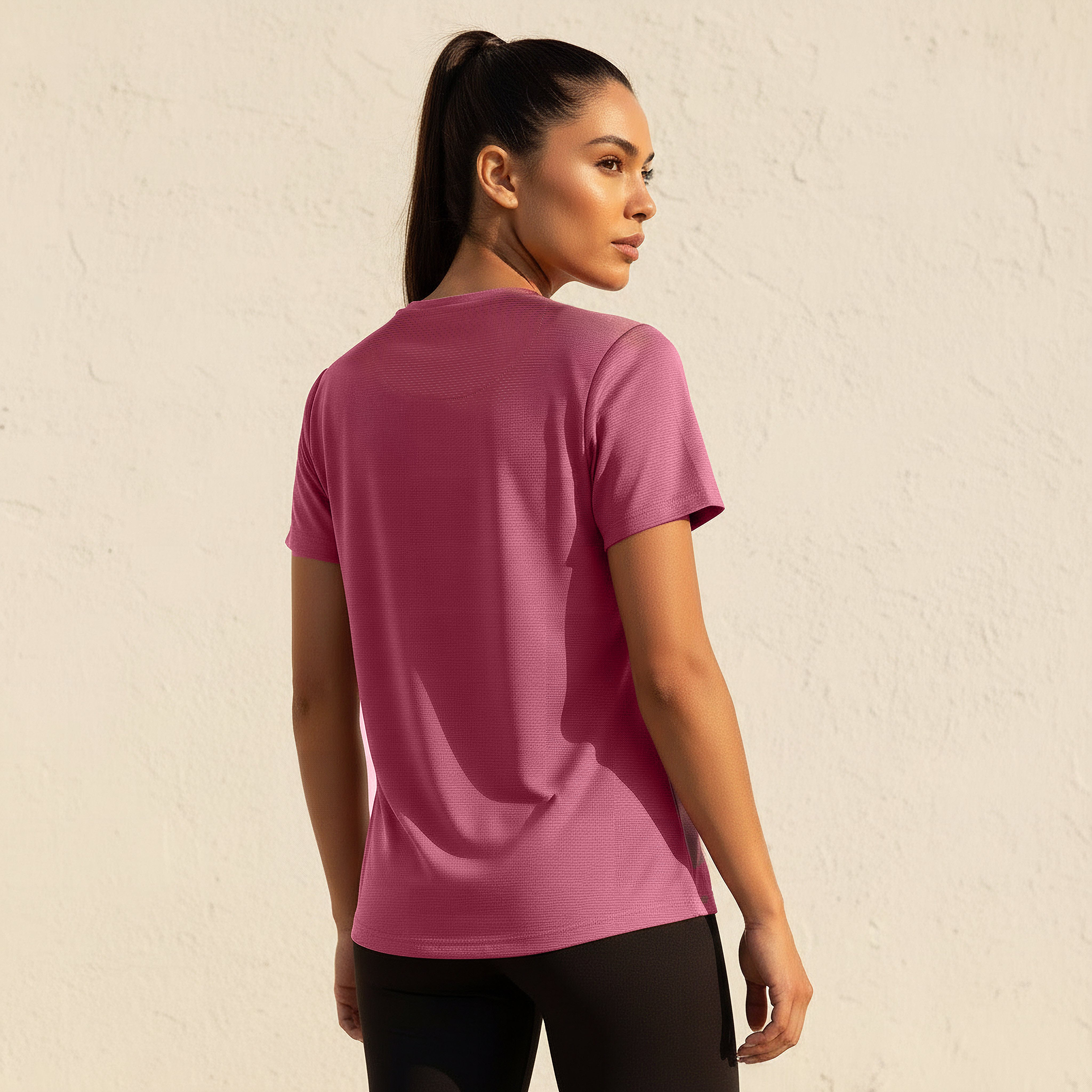 تيشيرت تدريب ناعم للنساء-women-clothing-tshirts-image-4