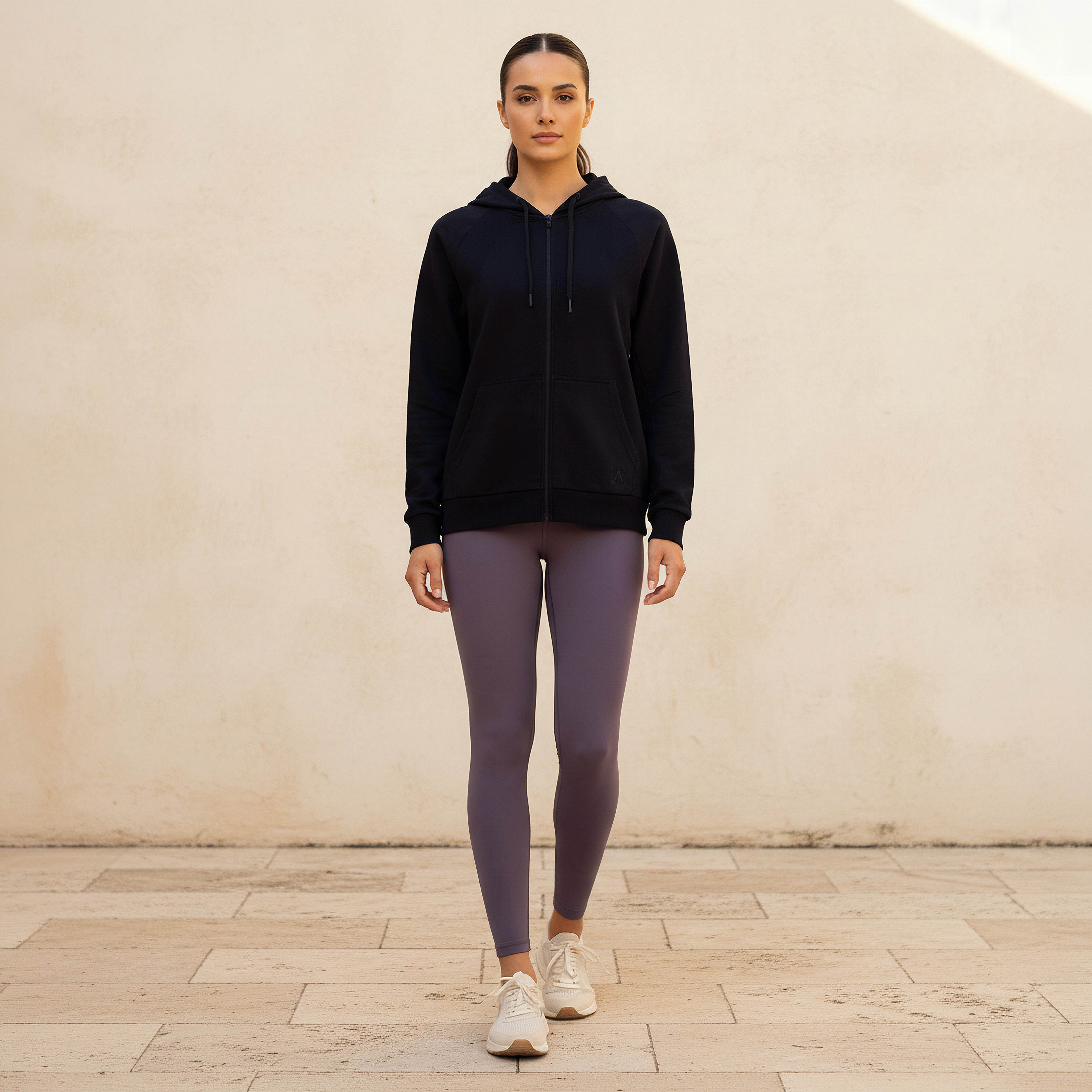 هودي بسحاب إغلاق للنساء-women-clothing-sportswearandactivewear-hoodiesandsweatshirts-image-1