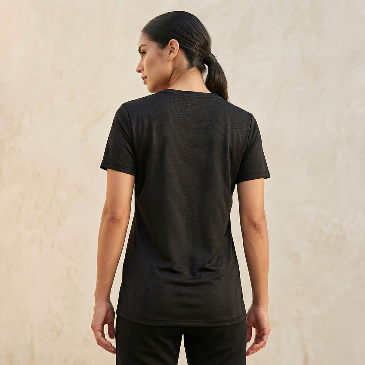 تيشيرت ناعم الملمس للنساء-sports-women-clothing-tshirtsandvests-image-4