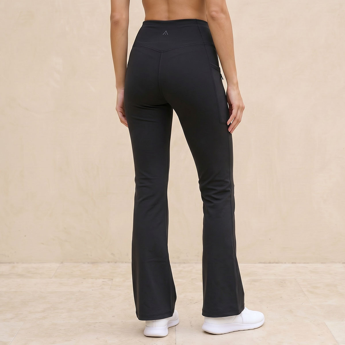 ليقنز بأرجل واسعة مطاطي باتجاهين-women-clothing-sportswearandactivewear-bottoms-leggings-image-4