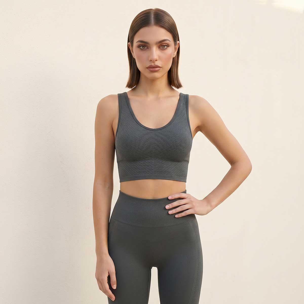 صدرية رياضية بملمس ناعم وياقة V-women-clothing-lingerie-bras-image-1
