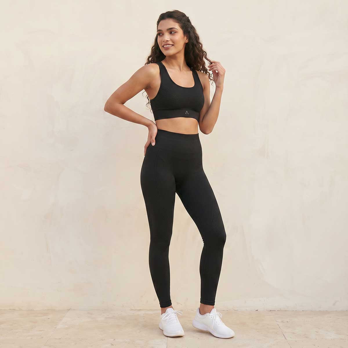 Seamless 4 Way Stretch Sports Bra-women-clothing-lingerie-bras-image-3