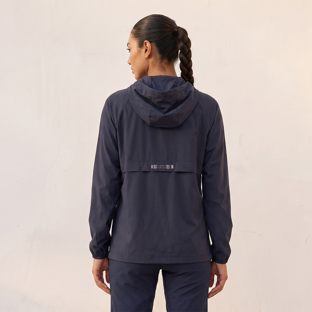 جاكيت بغطاء رأس وسحاب-sports-women-clothing-coatsandjackets-jackets-image-3