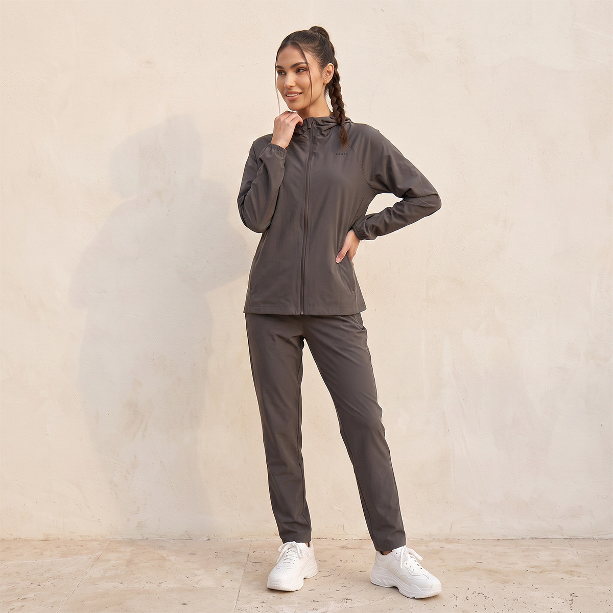 جاكيت بغطاء رأس وسحاب-sports-women-clothing-coatsandjackets-jackets-image-2