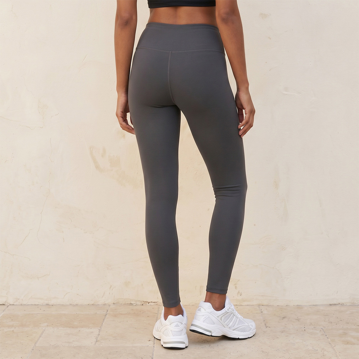High Waist Performance Leggings-women-clothing-sportswearandactivewear-bottoms-leggings-image-4