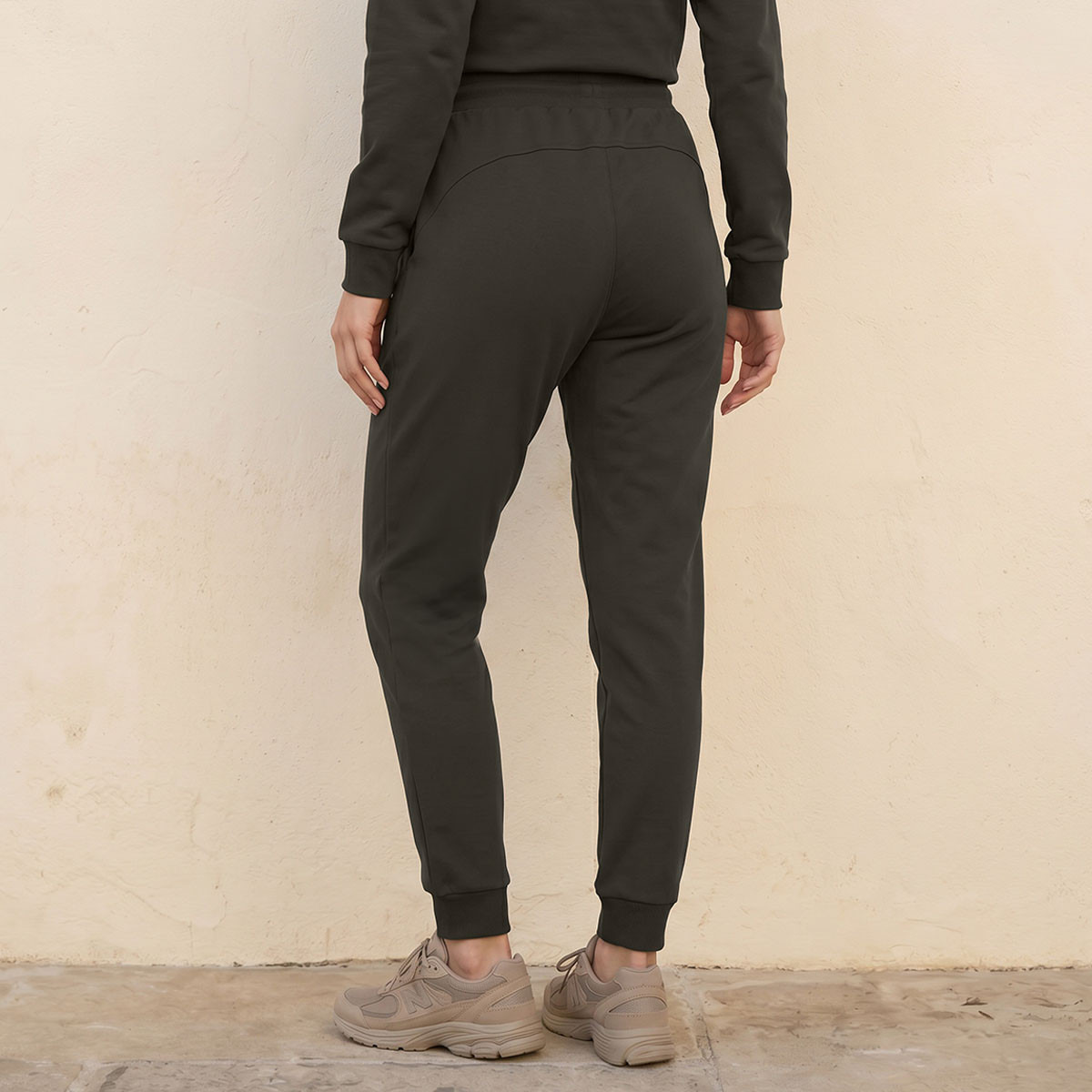 بنطلون جوغر نسائي بخصر مطاطي مريح وأنيق-women-clothing-bottoms-joggers-image-4