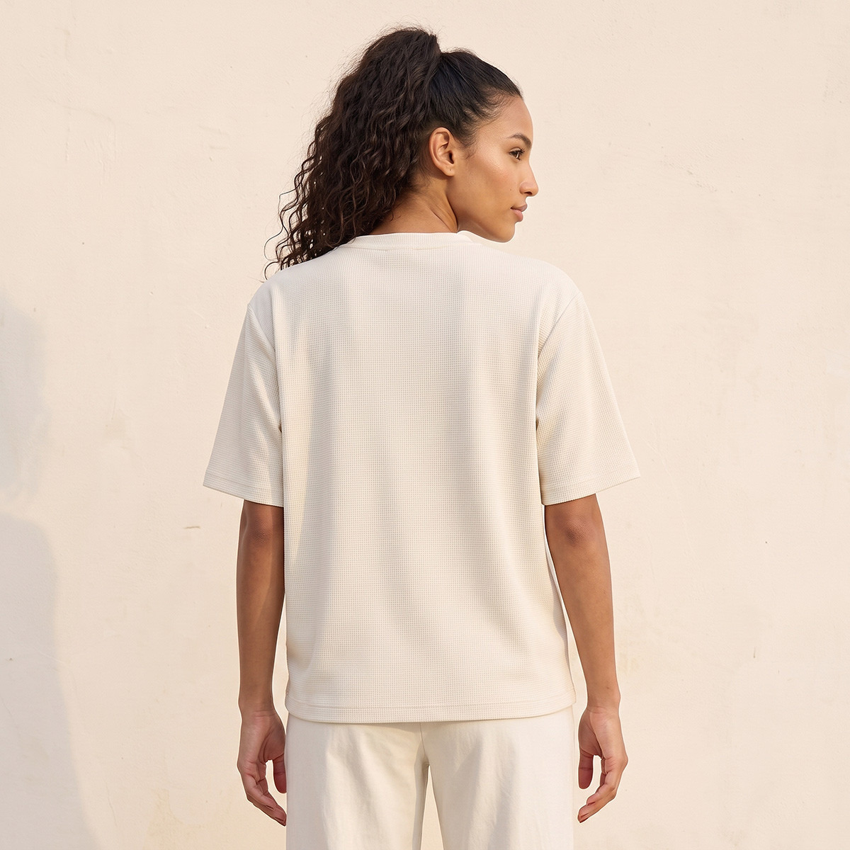Waffle Textured 2-Way Stretch T-shirt-sports-women-clothing-tshirtsandvests-image-3