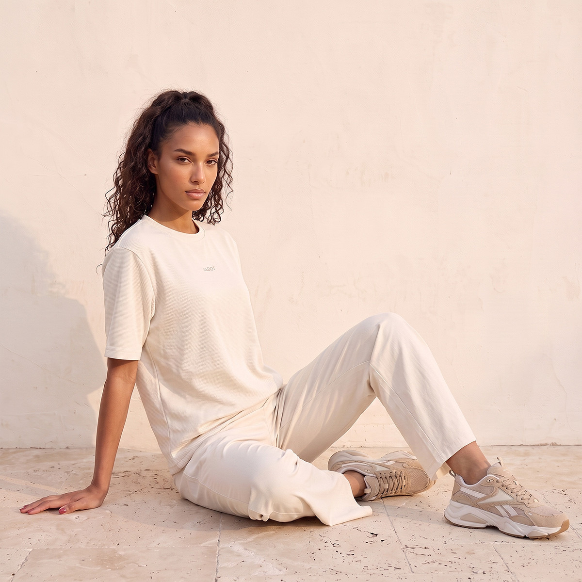 Waffle Textured 2-Way Stretch T-shirt-sports-women-clothing-tshirtsandvests-image-5