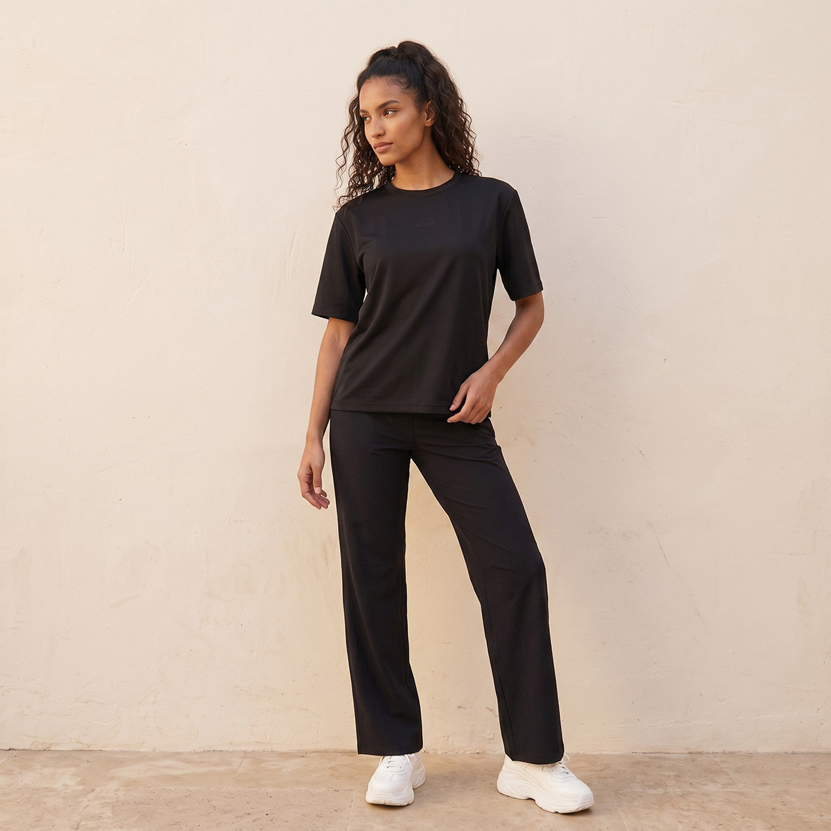 Waffle Textured 2-Way Stretch T-shirt-sports-women-clothing-tshirtsandvests-image-2
