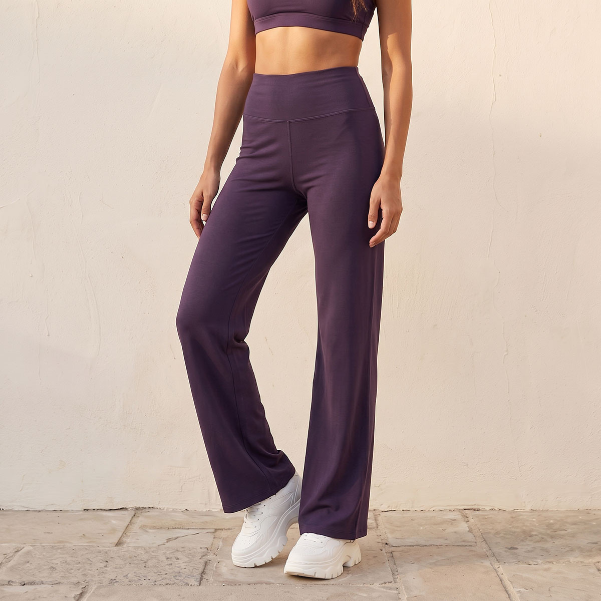 بنطلون ليقنز مطاطي باتجاهين وبحافة واسعة-women-clothing-sportswearandactivewear-bottoms-leggings-image-1