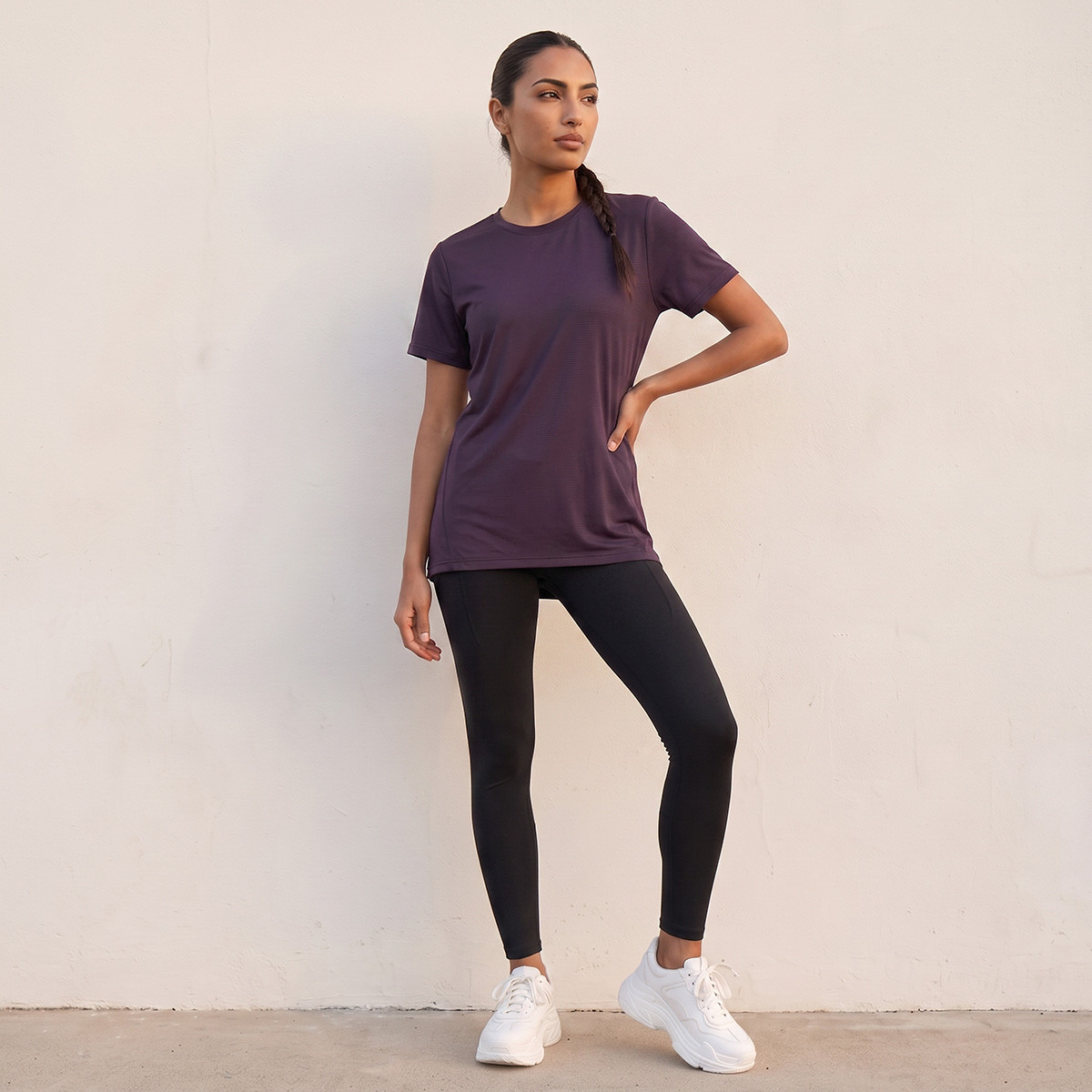 Textured 2-Way Stretch T-shirt-sports-women-clothing-tshirtsandvests-image-2