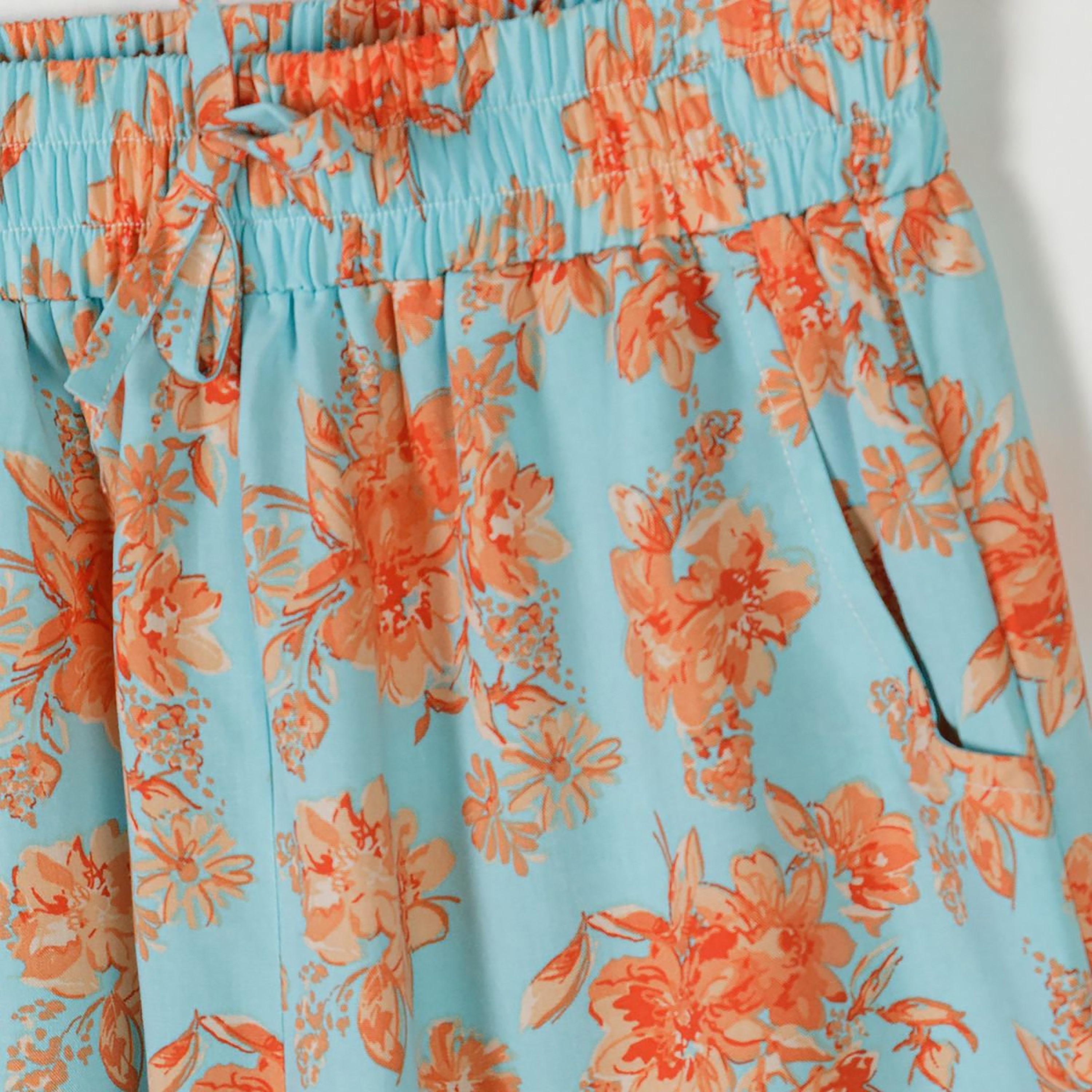 طقم بلوزة بنقشة زهور وأكمام قصيرة وبنطلون أرجل واسعة من مينوتي-girls-clothing-setsandcoords-image-7