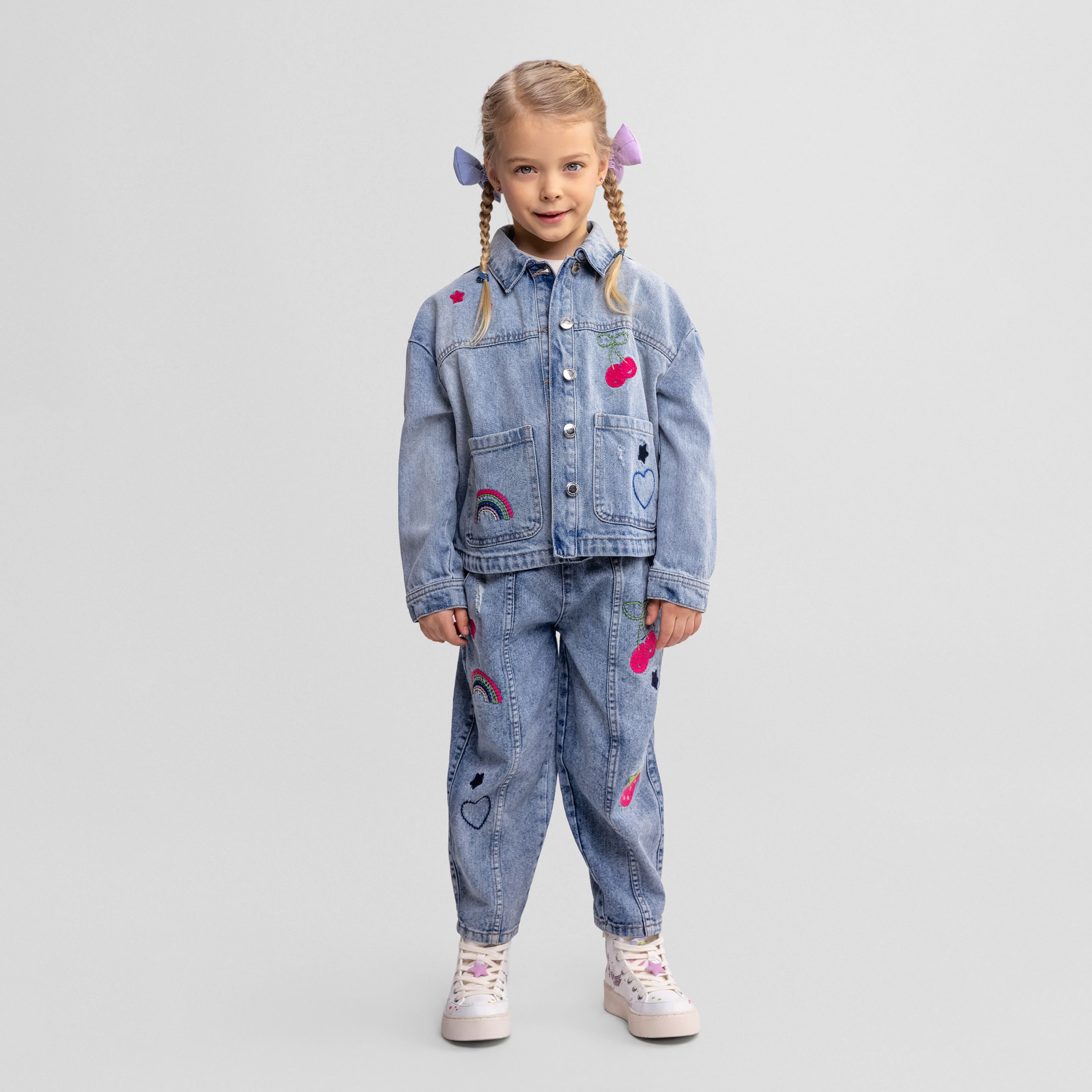 بنطلون جينز مطرز بقصة برميلية من مينوتي-baby-girls-clothing-bottoms-jeans-image-2