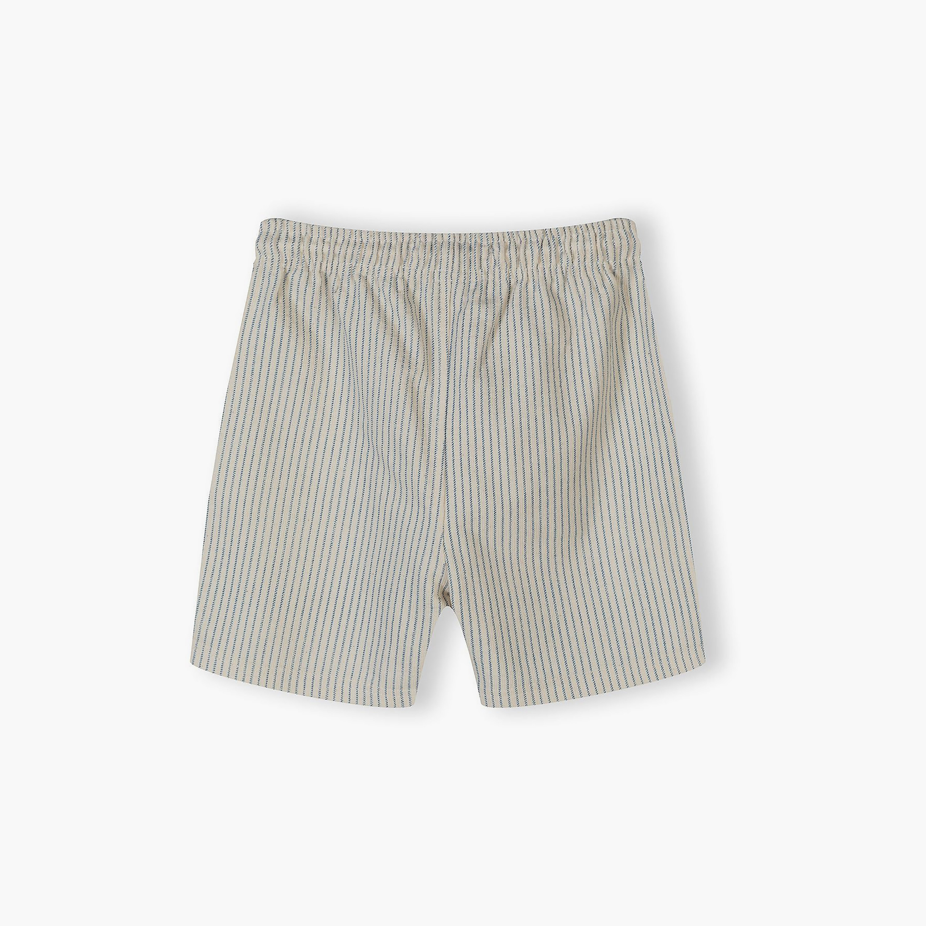 طقم تيشيرت غرافيك بأكمام قصيرة وشورت من مينوتي-boys-clothing-setsandcoords-image-6