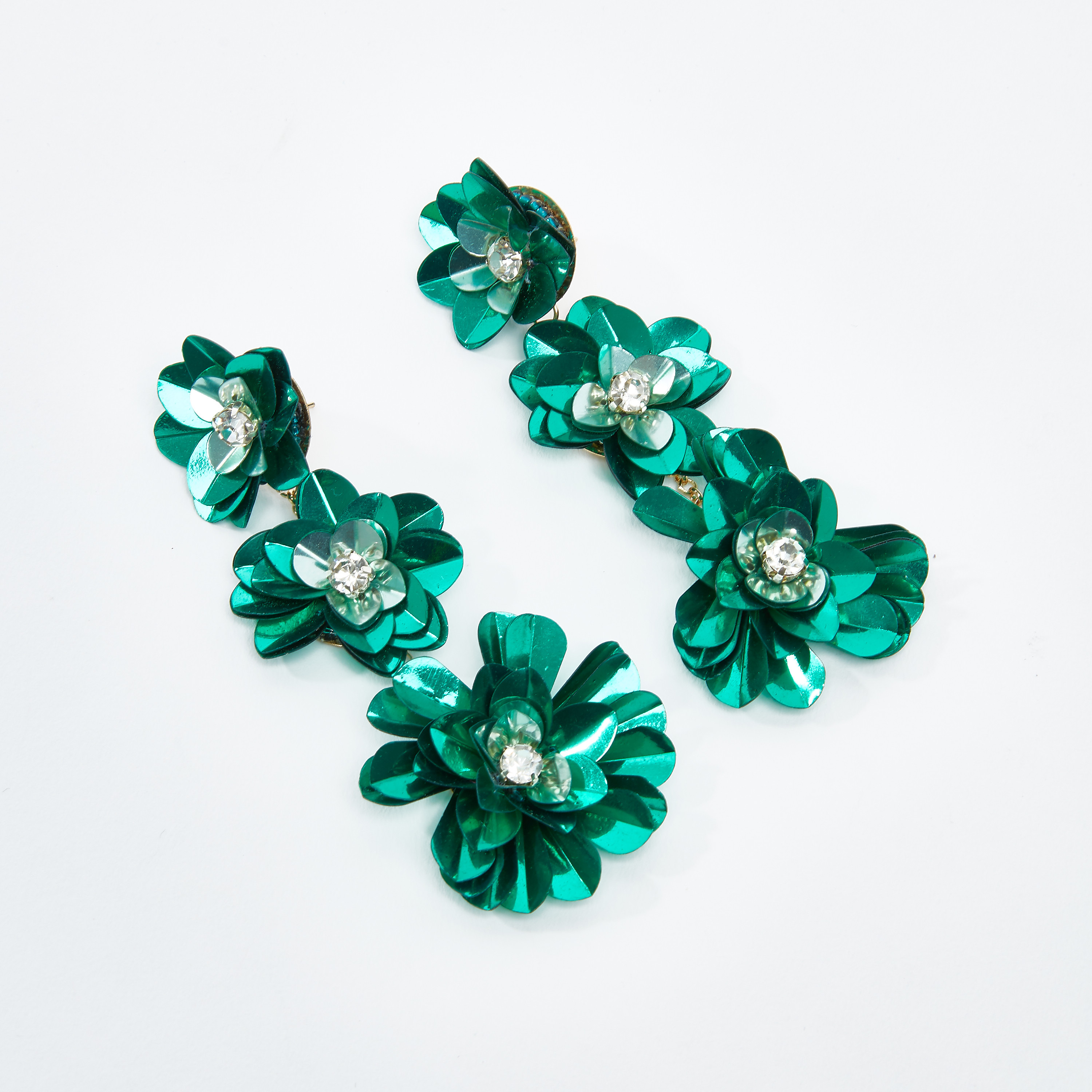 أقراط بدلّاية مزينة بمكبس إغلاق-women-watchesandjewellery-jewellery-earrings-image-1
