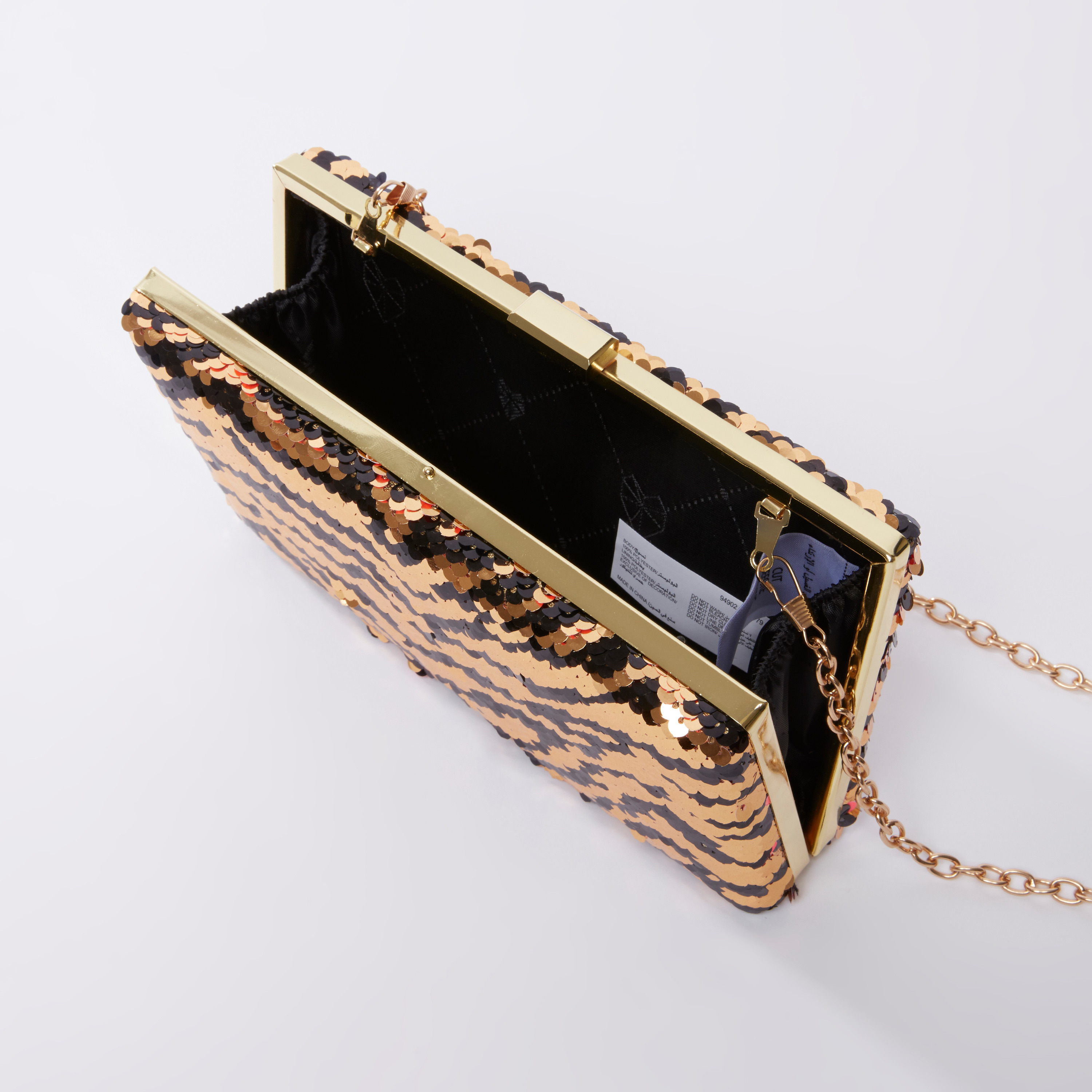 حقيبة كلاتش بارزة الملمس بسلسلة ميتاليك وترتر-women-bagsandwallets-handbags-image-4