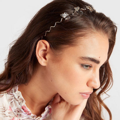 Buy Women's Embellished Butterfly Accent Zig-Zag Hair Band Online |  Centrepoint Kuwait